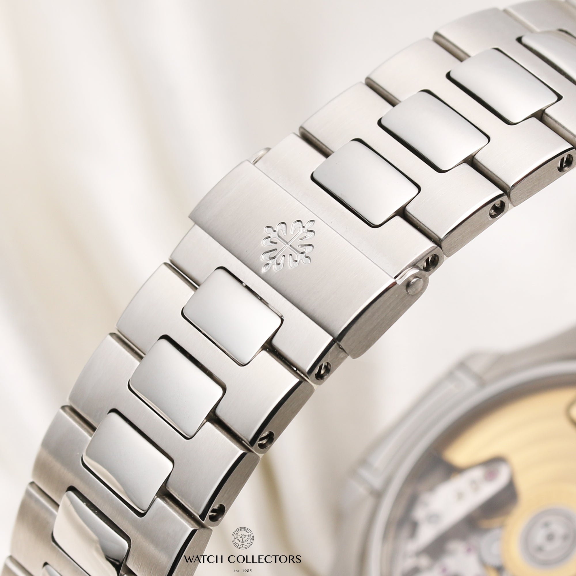 Patek Philippe 5980 1A-001 Chronograph Stainless Steel Second Hand Watch Collectors 15