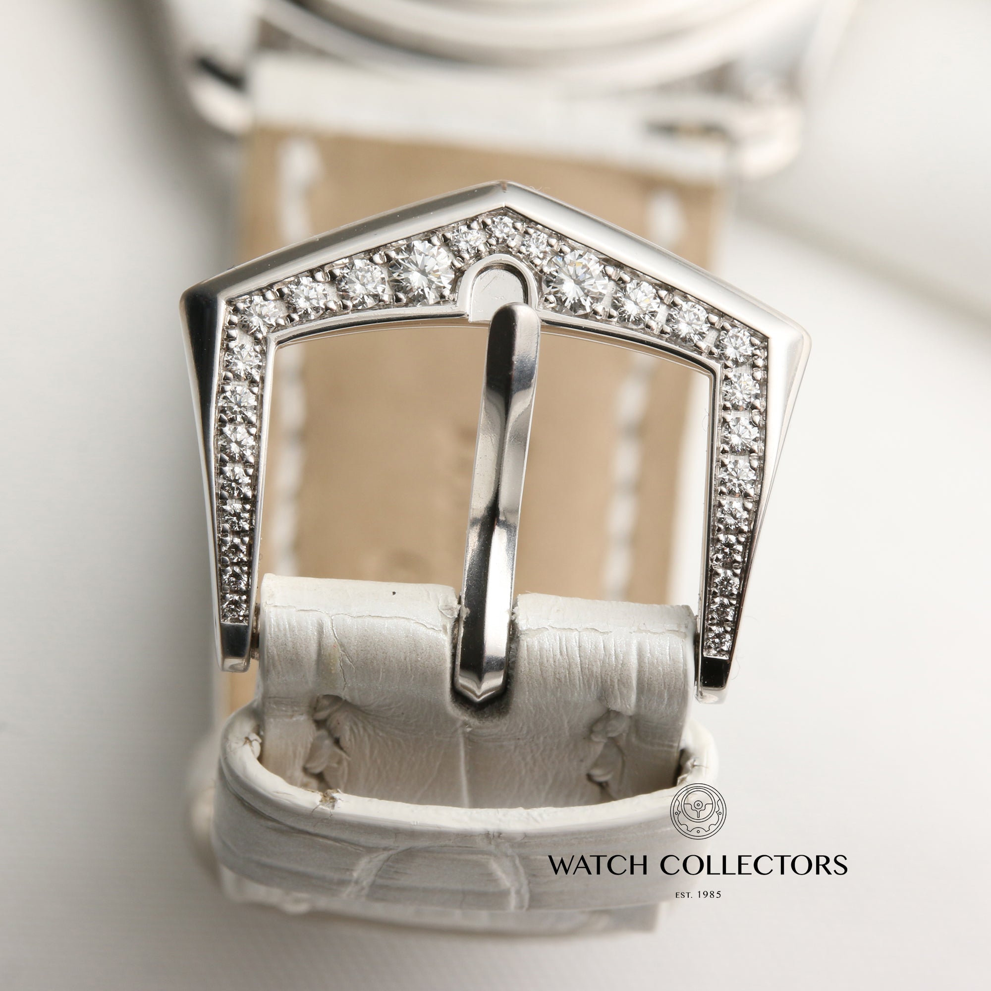 Patek-Philippe-Annual-Calendar-4937G-18K-White-Gold-Mother-of-Pearl-Dial-Factory-Diamond-Bezel-Case-Second-Hand-Watch-Collectors-10