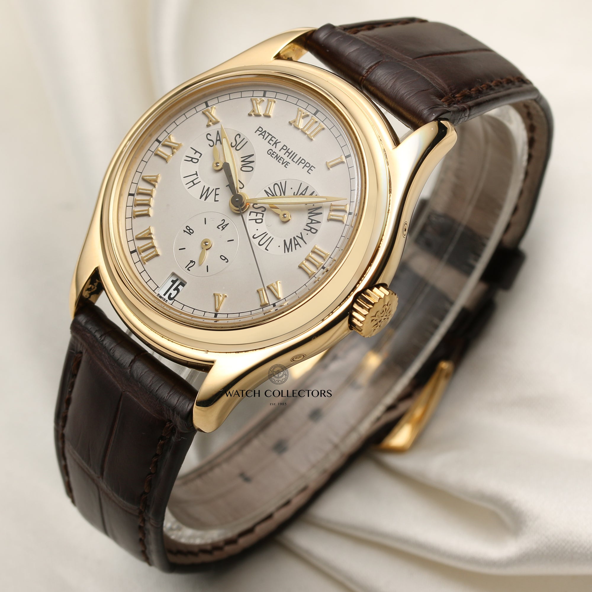 Patek Philippe Annual Calendar 5035 18K Yellow Gold Second Hand Watch Collectors 3