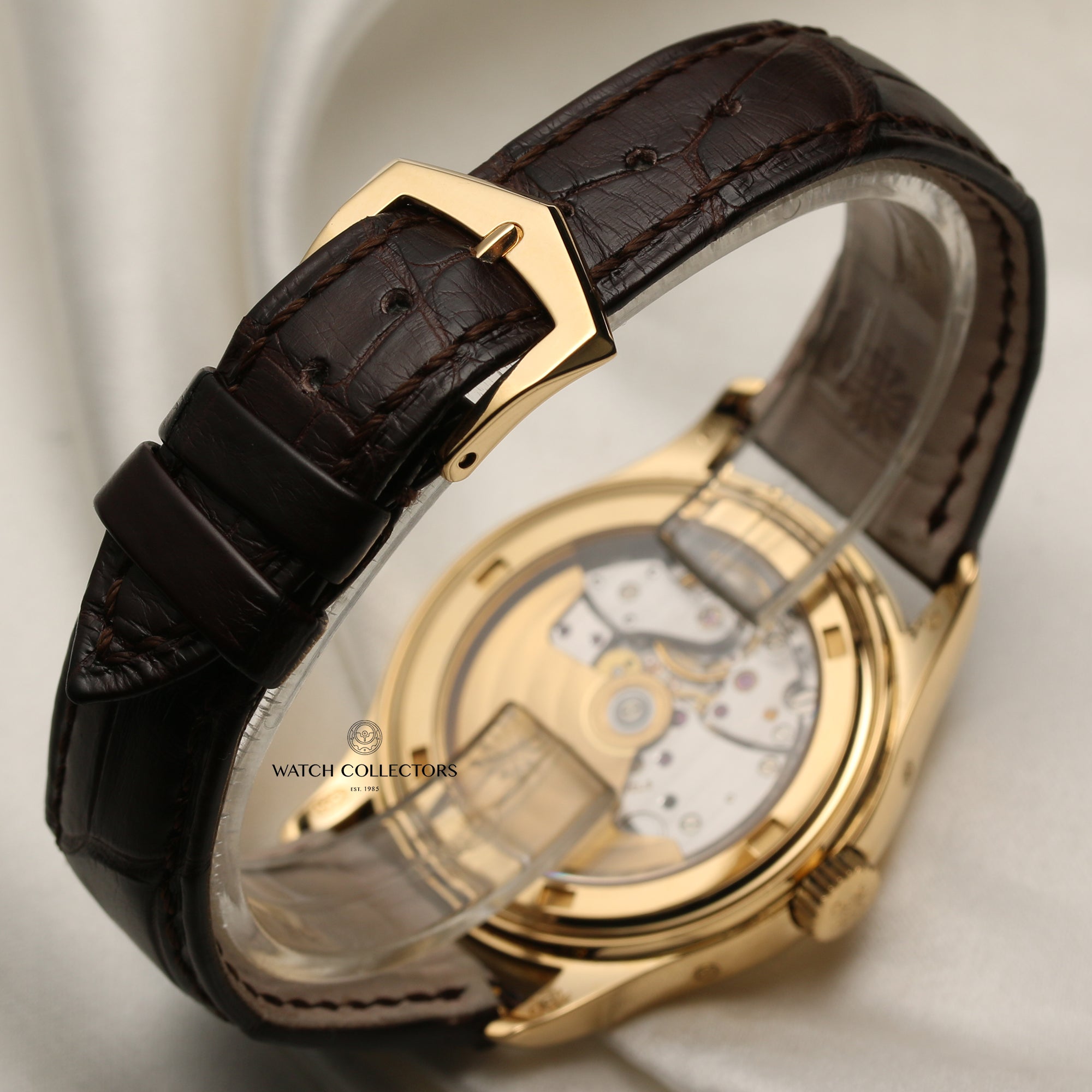 Patek Philippe Annual Calendar 5035 18K Yellow Gold Second Hand Watch Collectors 7