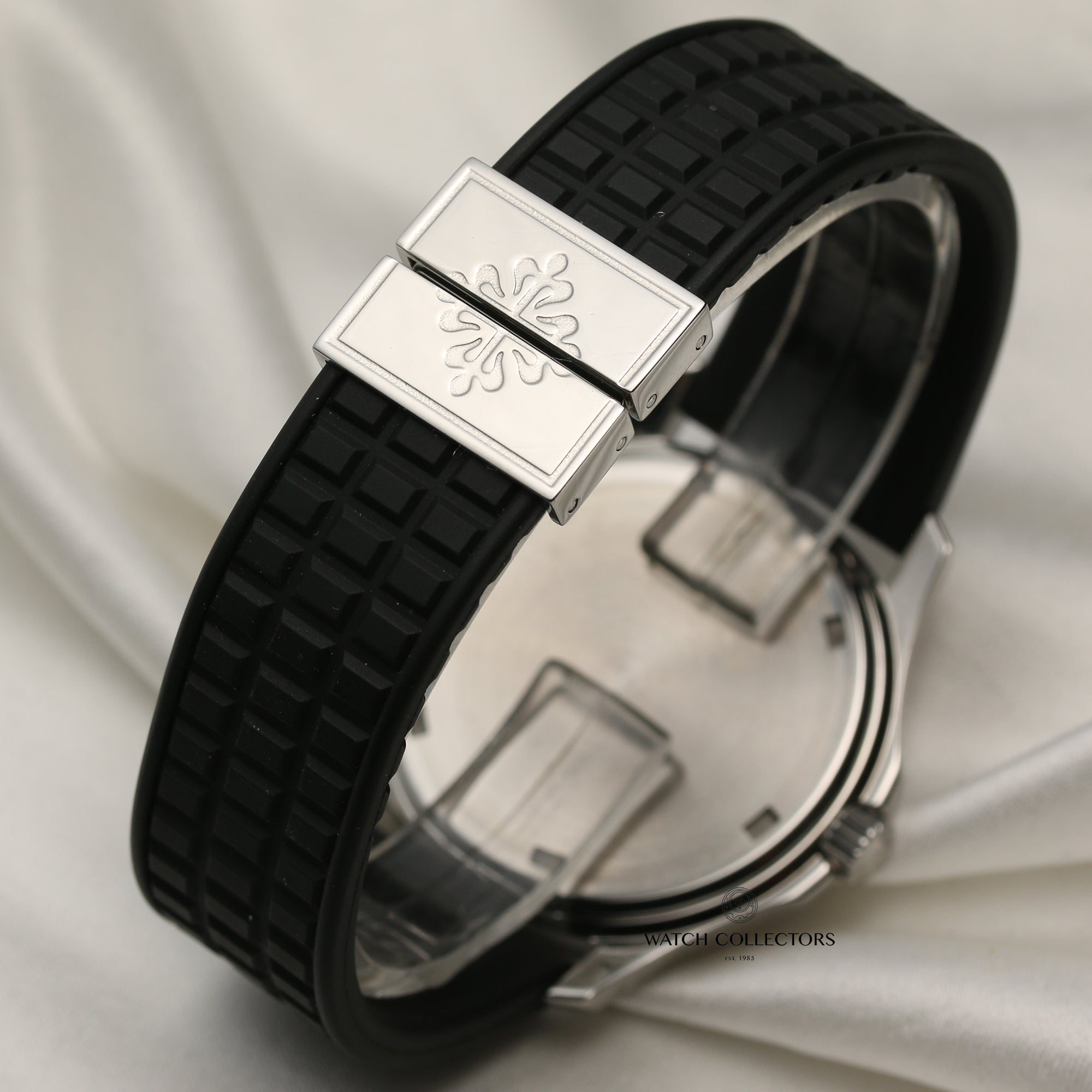 Patek Philippe Aquanaut 5060A Stainless Steel Second Hand Watch Collectors 6