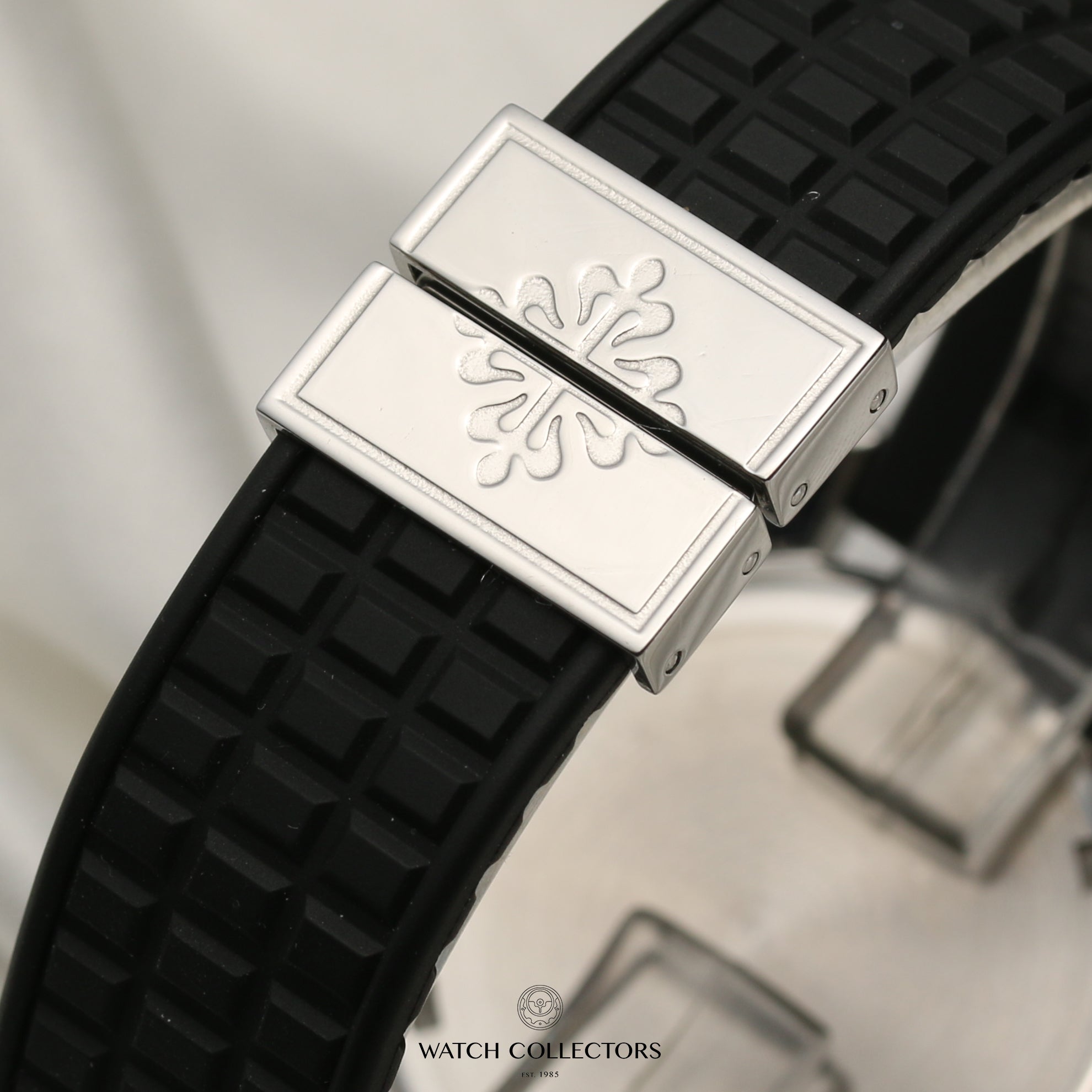 Patek Philippe Aquanaut 5060A Stainless Steel Second Hand Watch Collectors 8