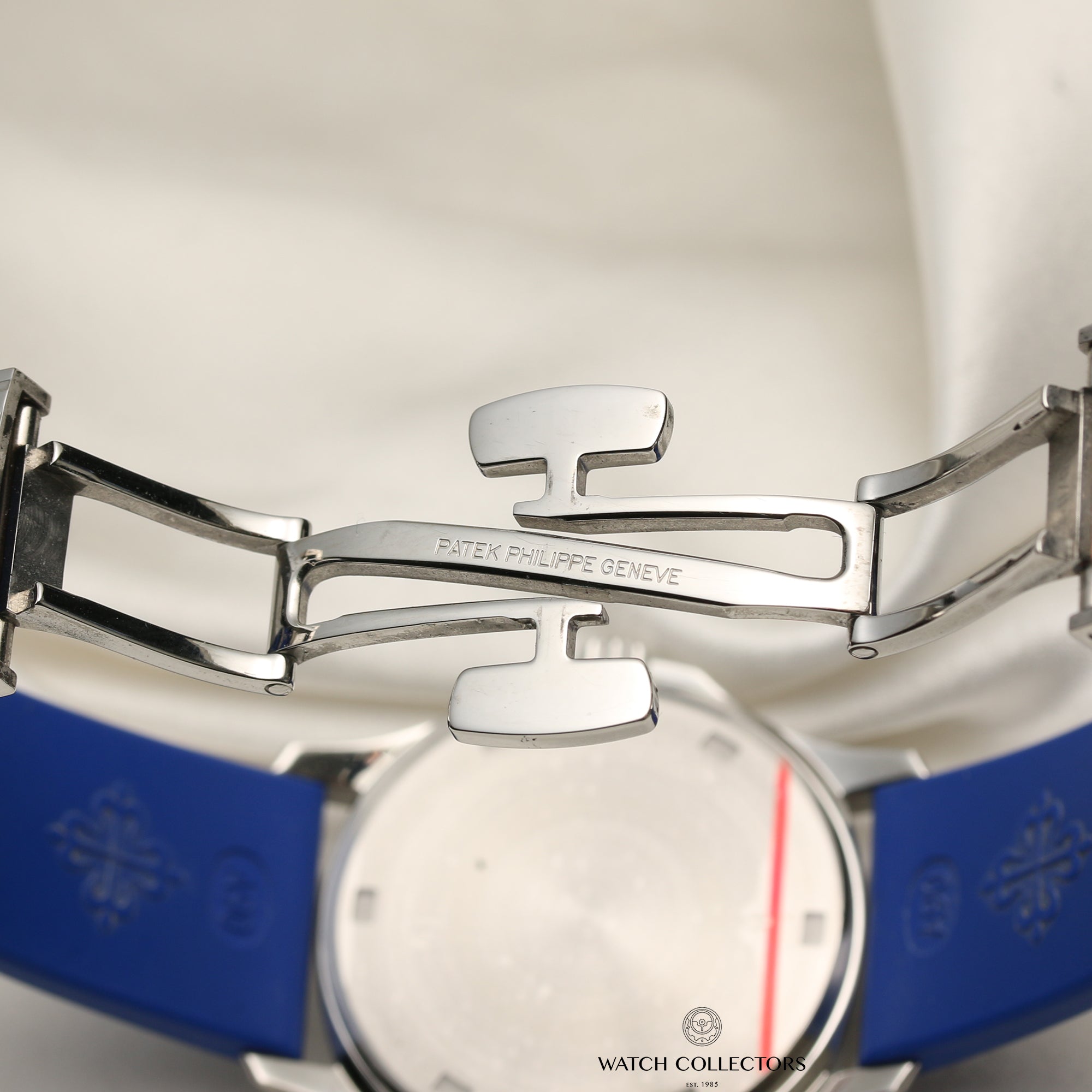 Patek Philippe Aquanaut Diamond Bezel Second Hand Watch Collectors 9