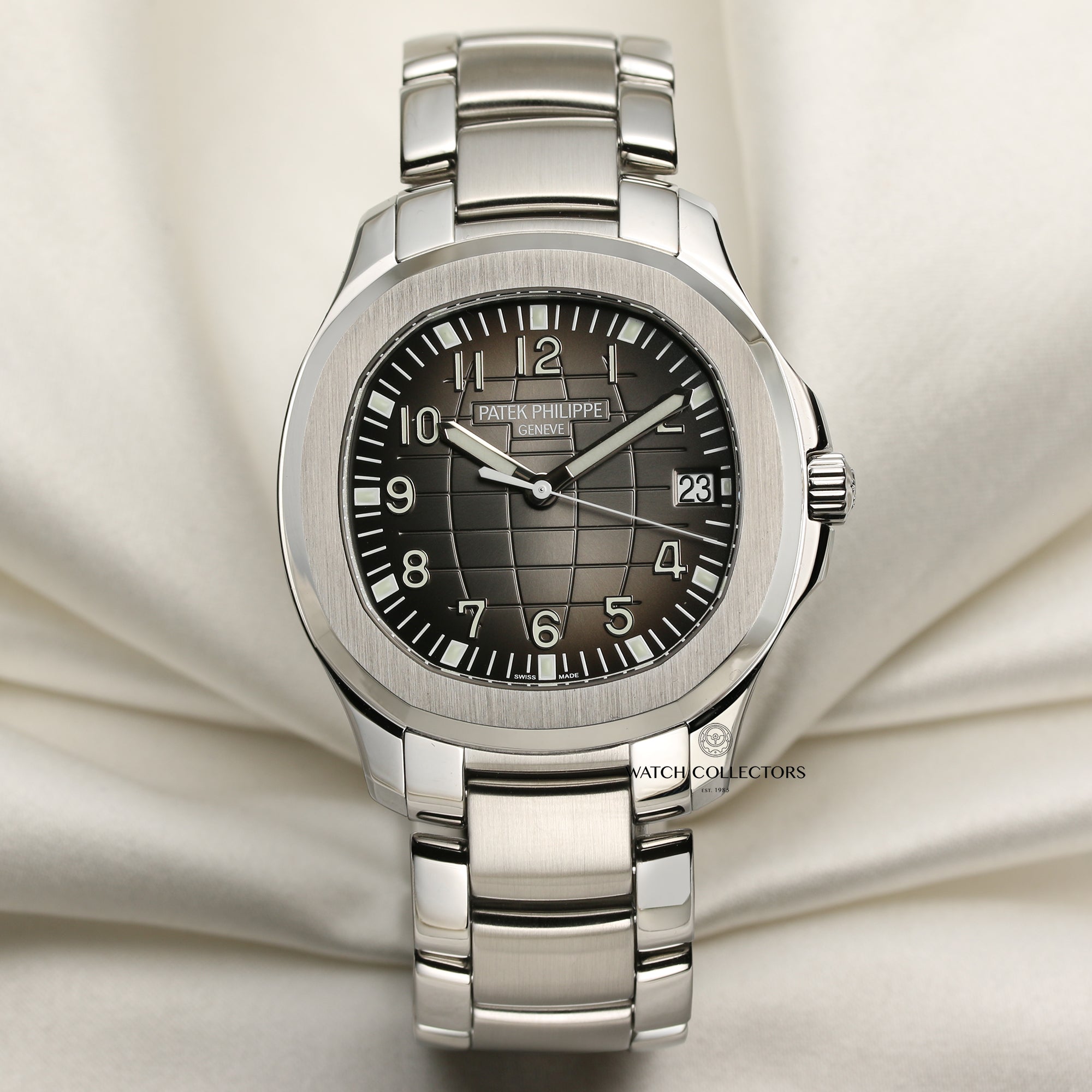 Patek Philippe Aquanaut Stainless Steel Second Hand Watch Collectors 1