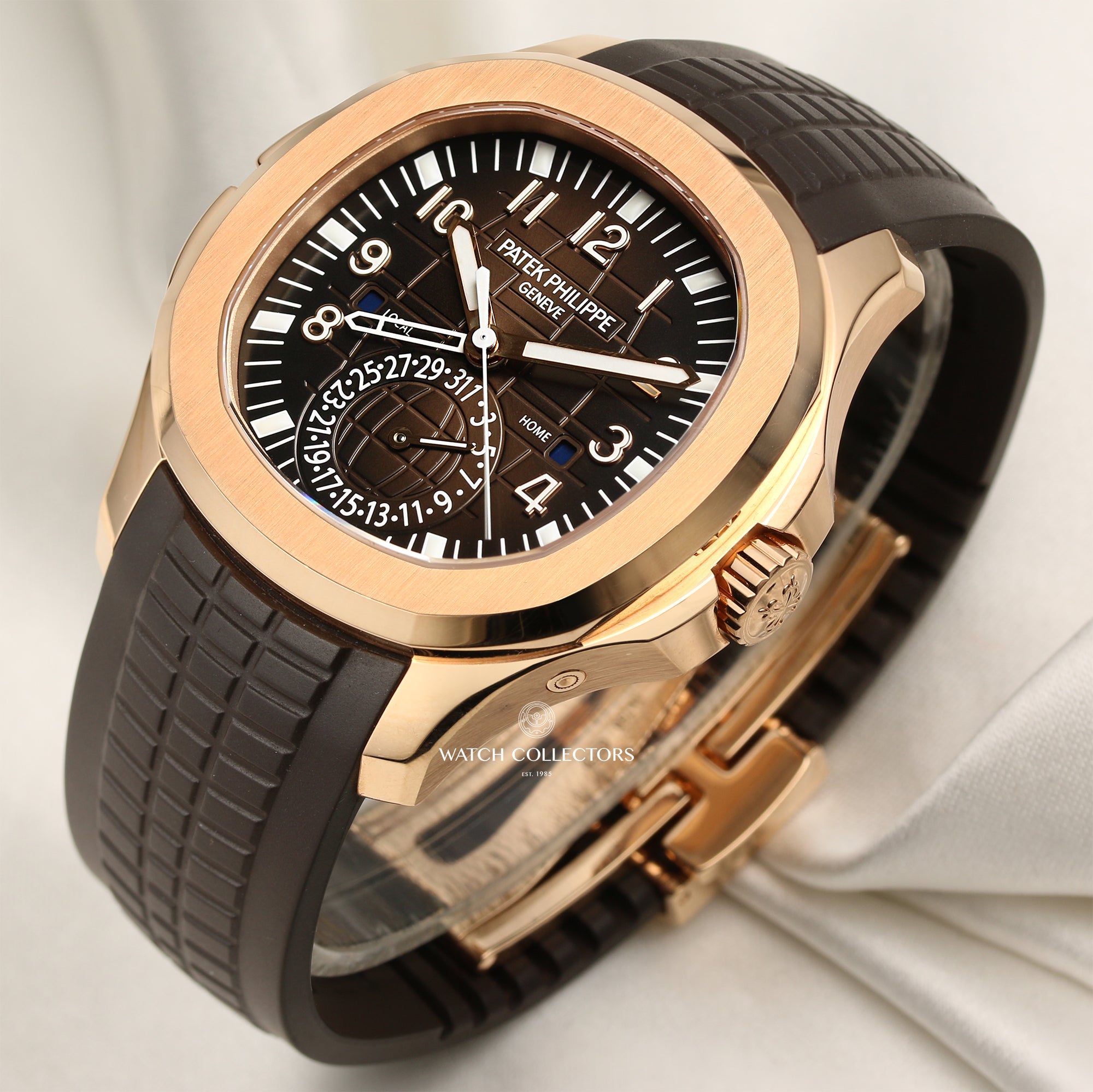 Patek Philippe Aquanaut Travel Time 5164R-001 18K Rose Gold Chocolate Dial Second Hand Watch Collectors 3