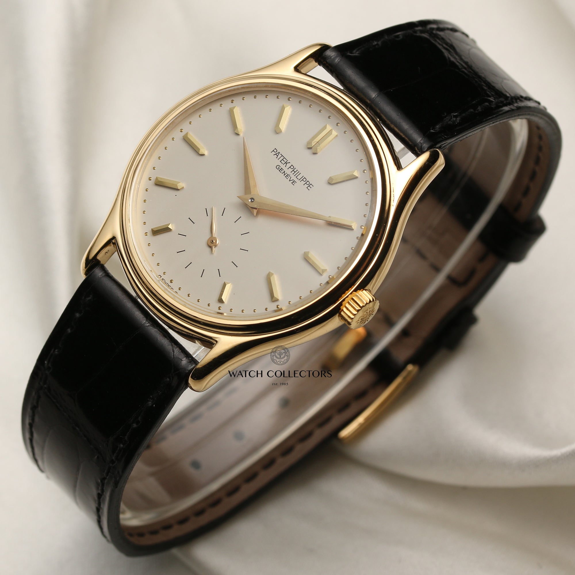 Patek Philippe Calatrava 18K Yellow Gold Second Hand Watch Collectors 3