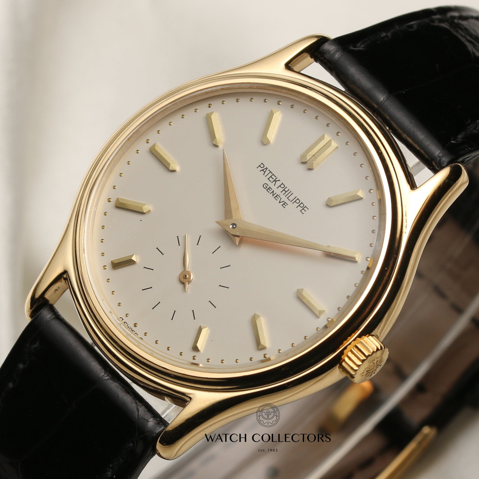 Patek Philippe Calatrava 18K Yellow Gold Second Hand Watch Collectors 4