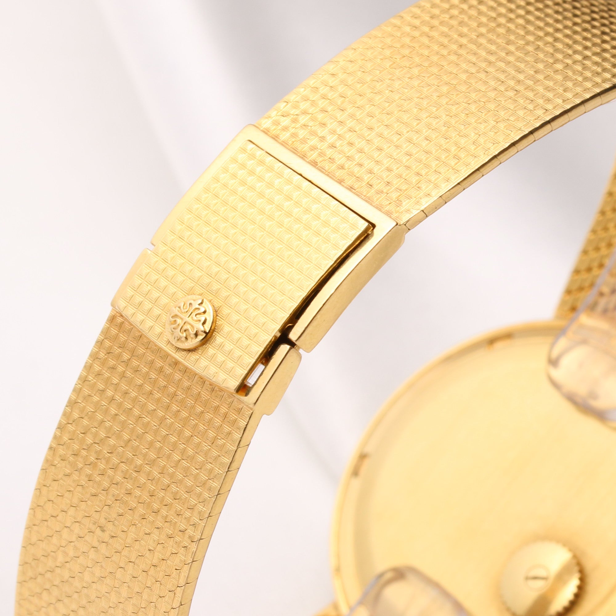 Patek Philippe Calatrava 18K Yellow Gold Second Hand Watch Collectors 6