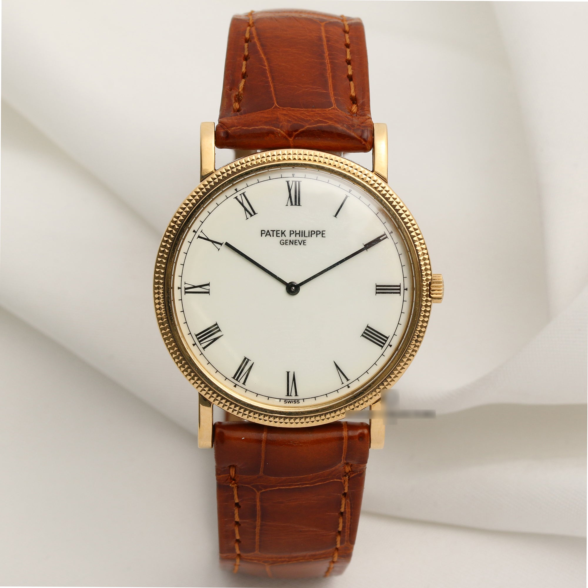 Patek-Philippe-Calatrava-3520-18K-Yellow-Gold-Enamel-Dial-Second-Hand-Watch-Collectors-1