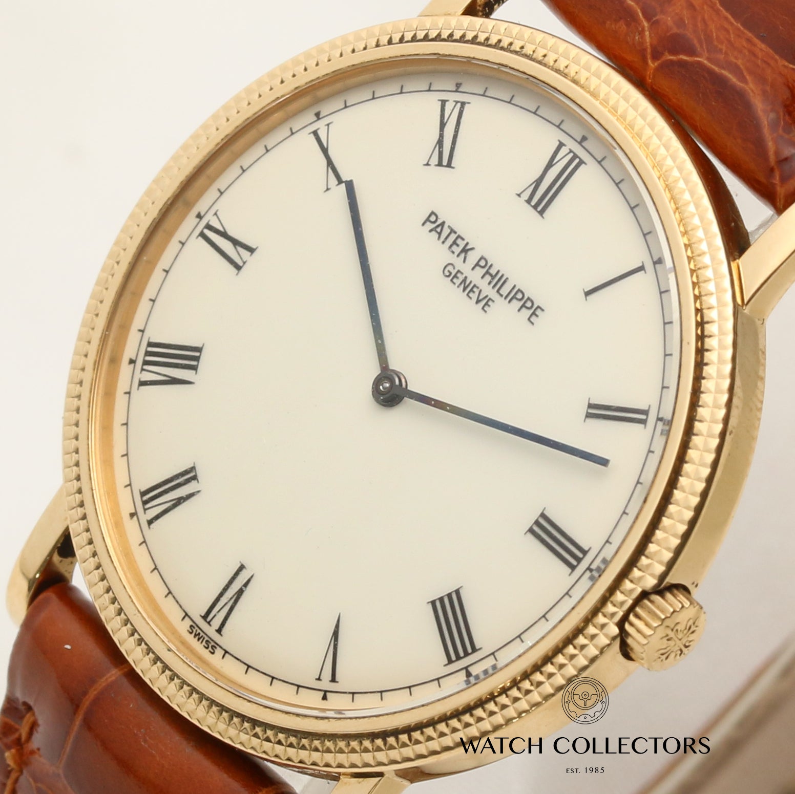 Patek Philippe Calatrava 3520 18K Yellow Gold Enamel Dial Second Hand Watch Collectors 4