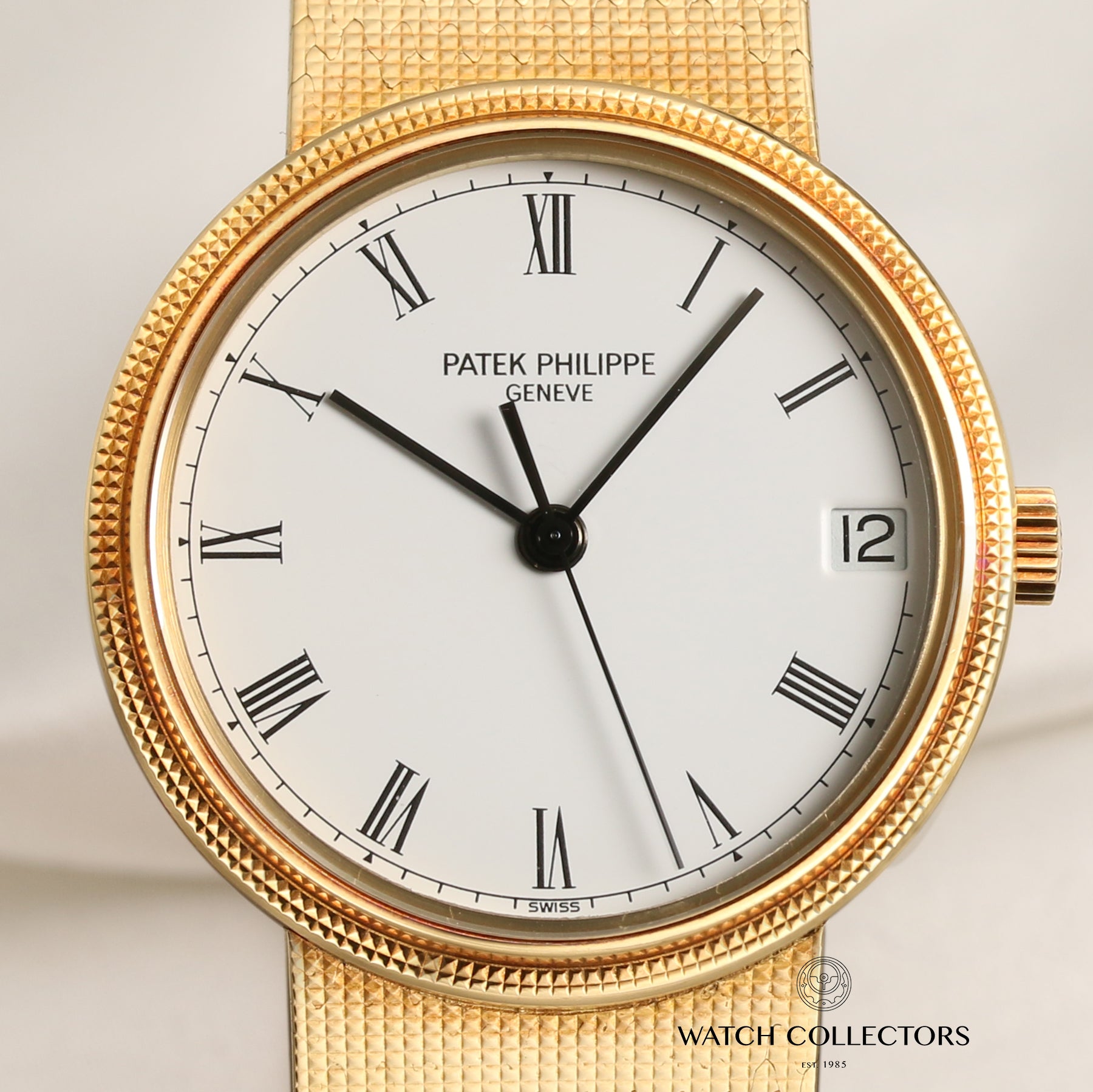 Patek Philippe Calatrava 3802 18K Yellow Gold Second Hand Watch Collectors 2