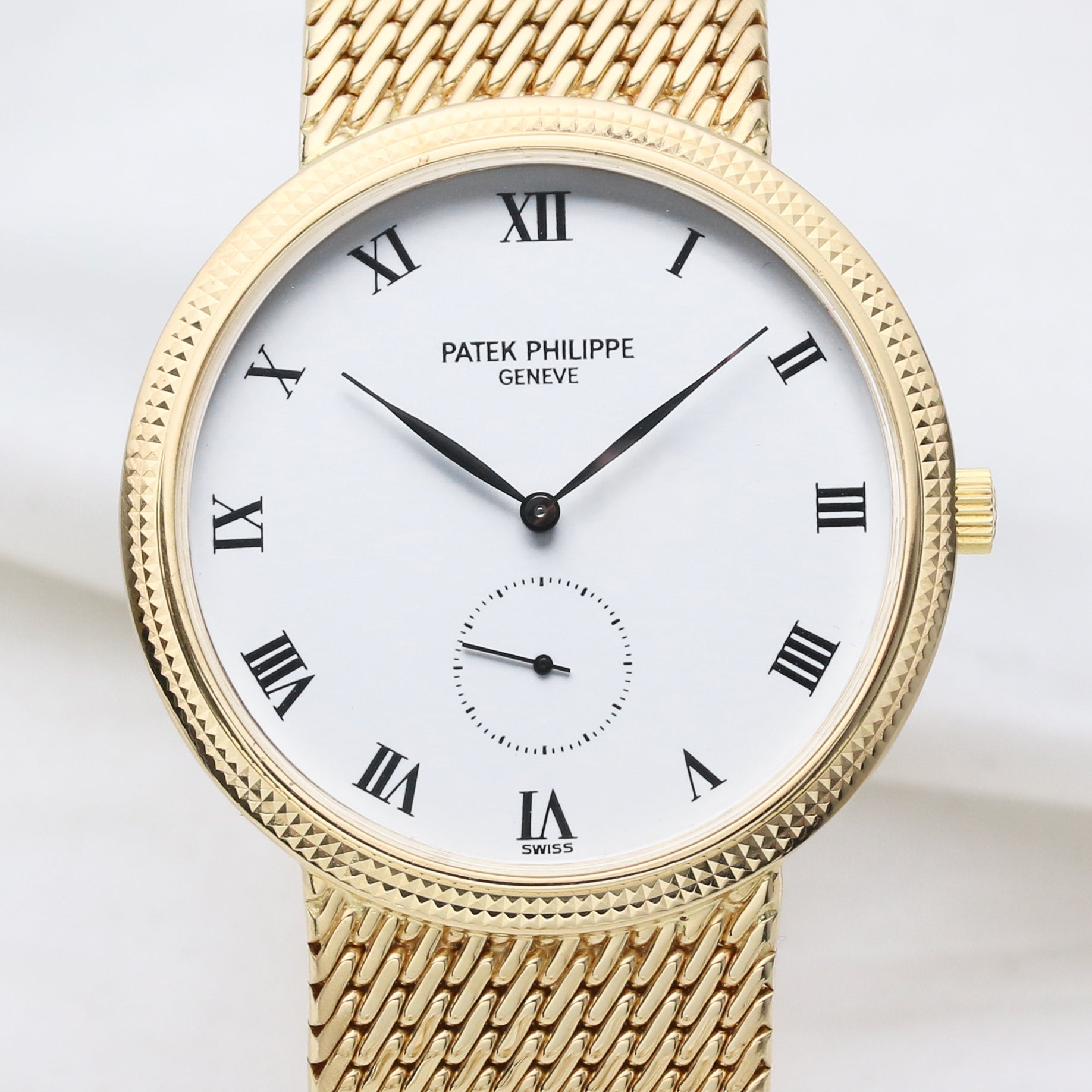 Patek Philippe Calatrava 3919 18K Yellow Gold Second Hand Watch Collectors 2