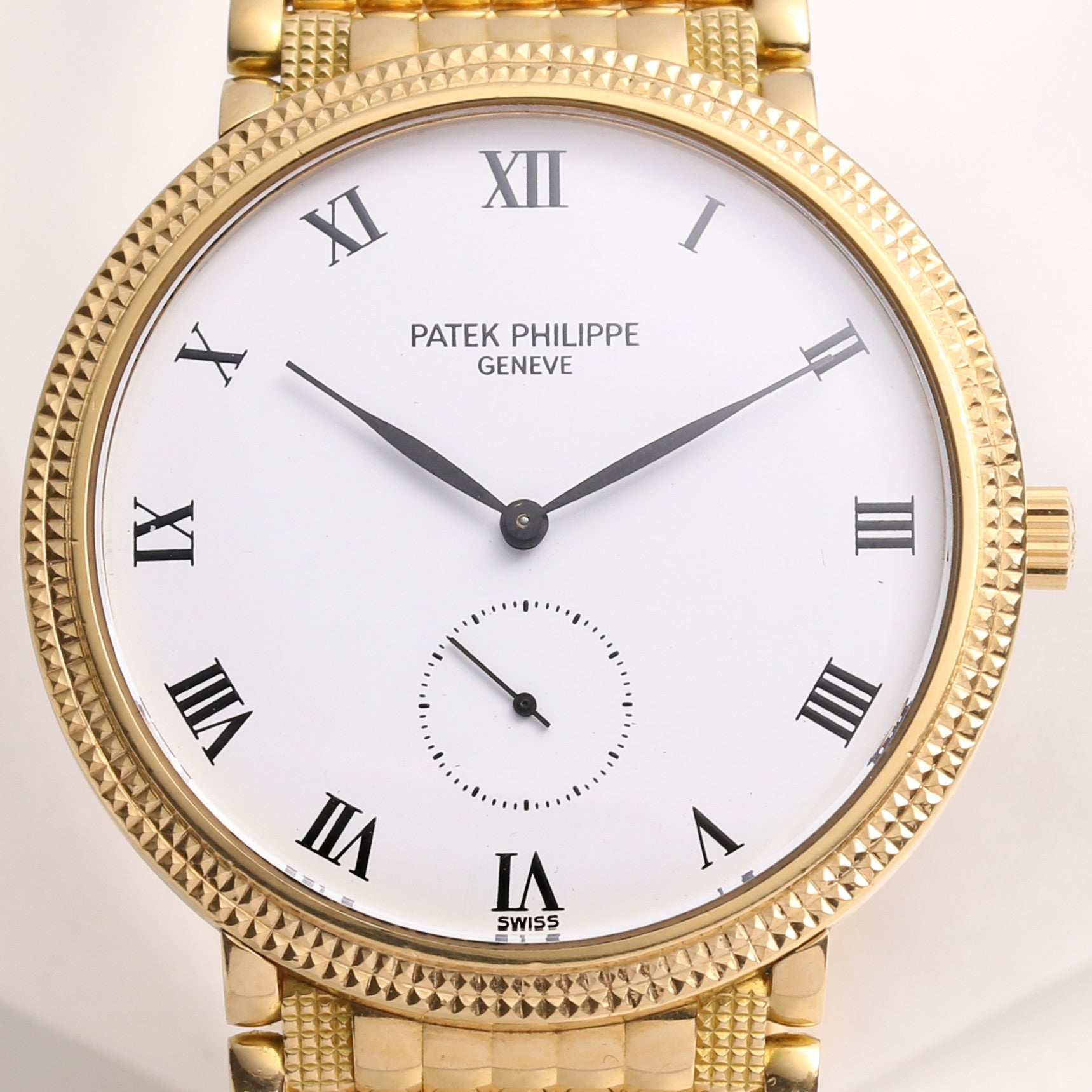 Patek Philippe Calatrava 3919 18K Yellow Gold Second Hand Watch Collectors 2