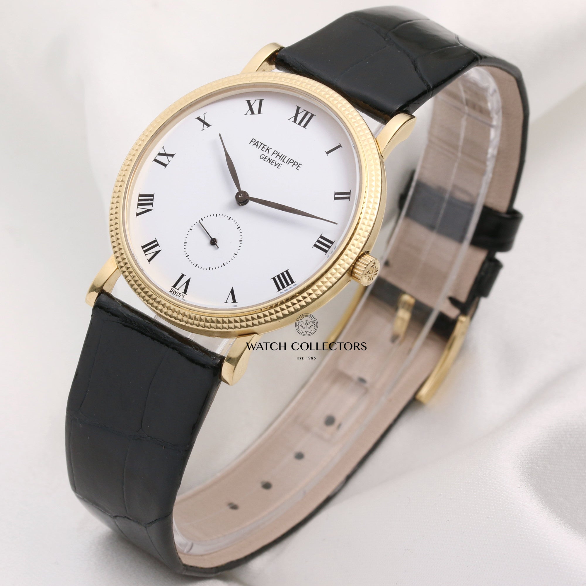 Patek-Philippe-Calatrava-3919-18K-Yellow-Gold-Second-Hand-Watch-Collectors-3