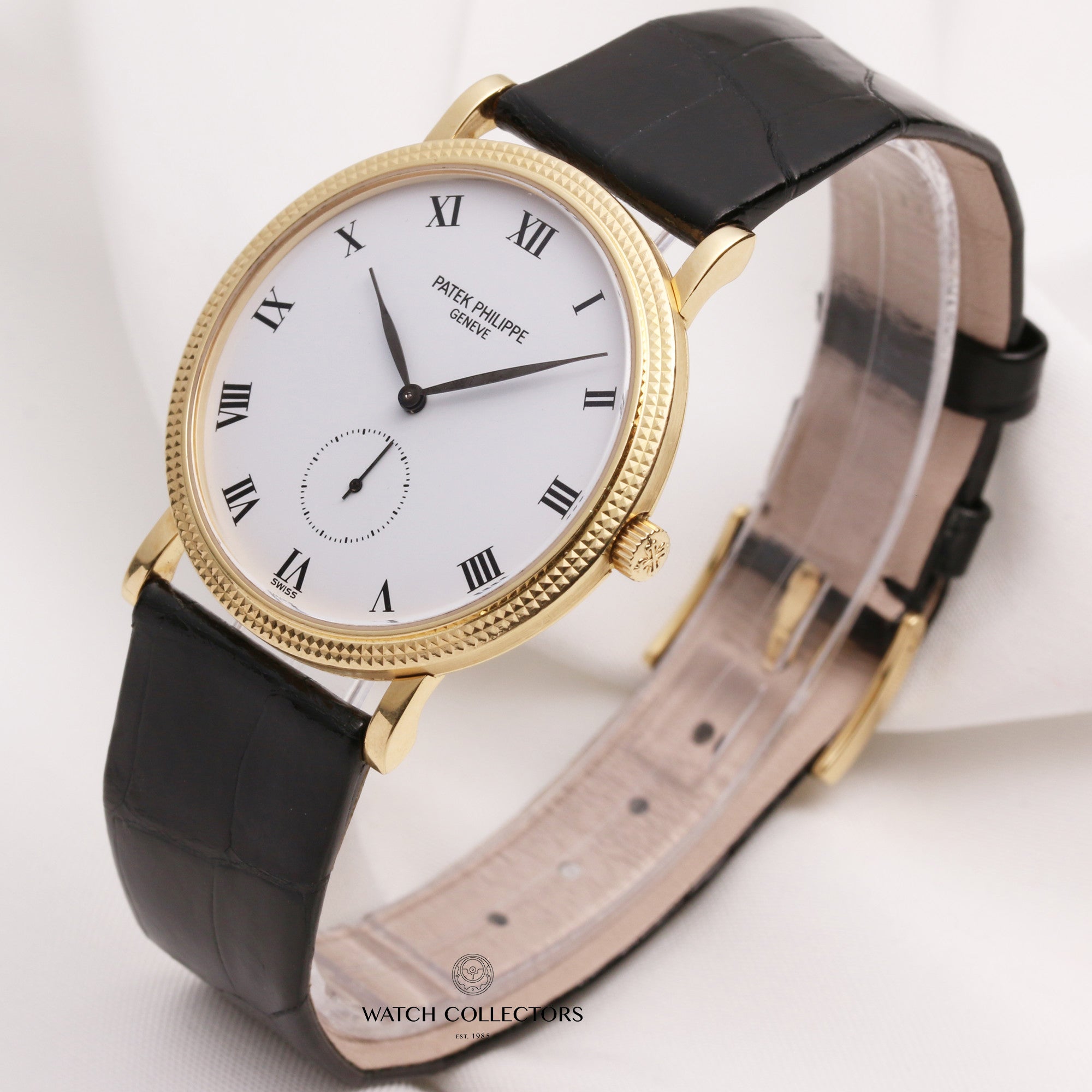 Patek-Philippe-Calatrava-3919-18K-Yellow-Gold-Second-Hand-Watch-Collectors-3