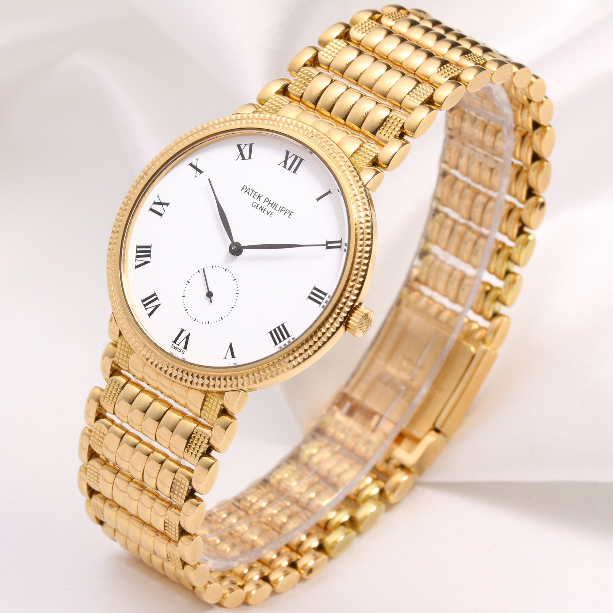 Patek Philippe Calatrava 3919 18K Yellow Gold Second Hand Watch Collectors 3