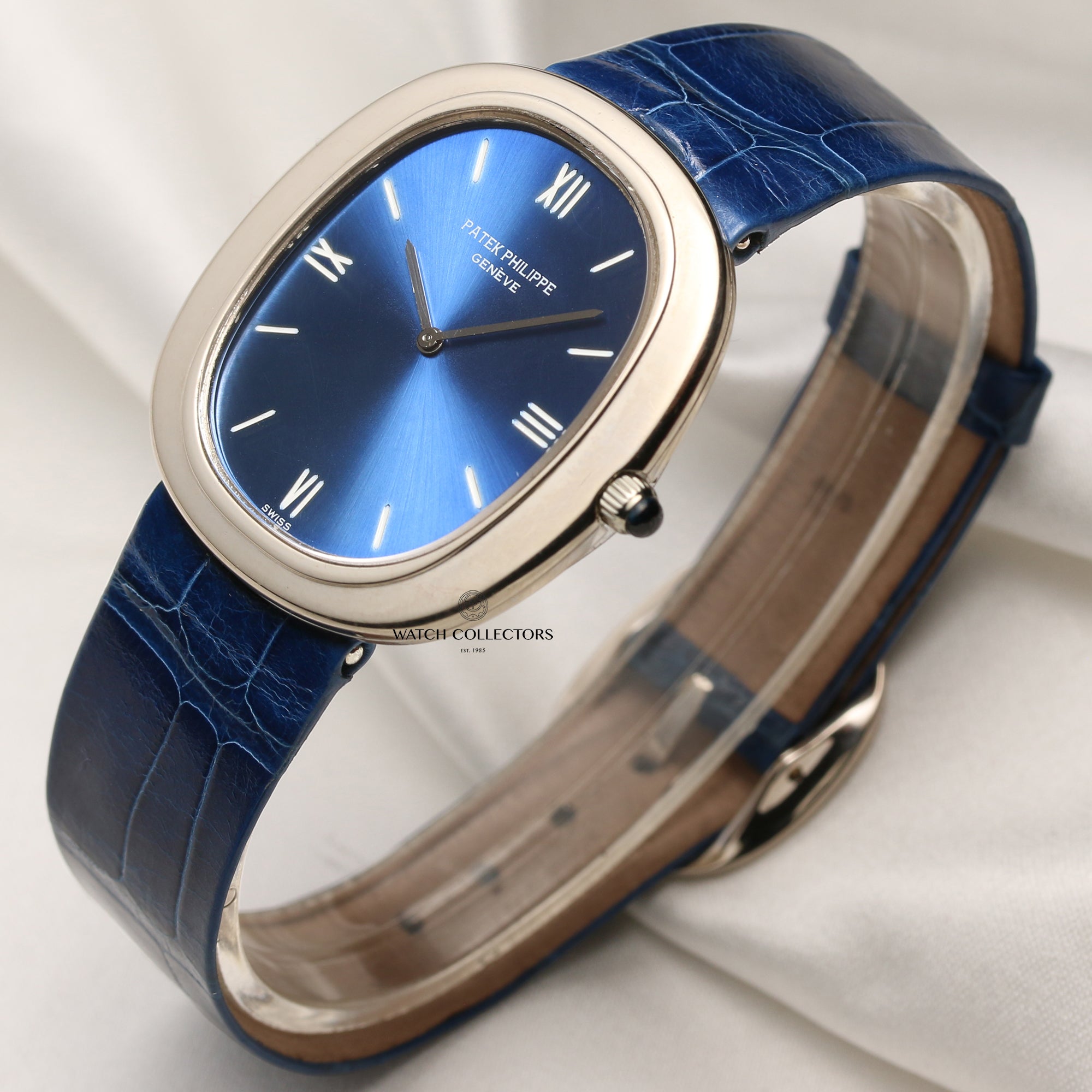 Patek Philippe Ellipse 18K White Gold Blue Dial Second Hand Watch Collectors 3