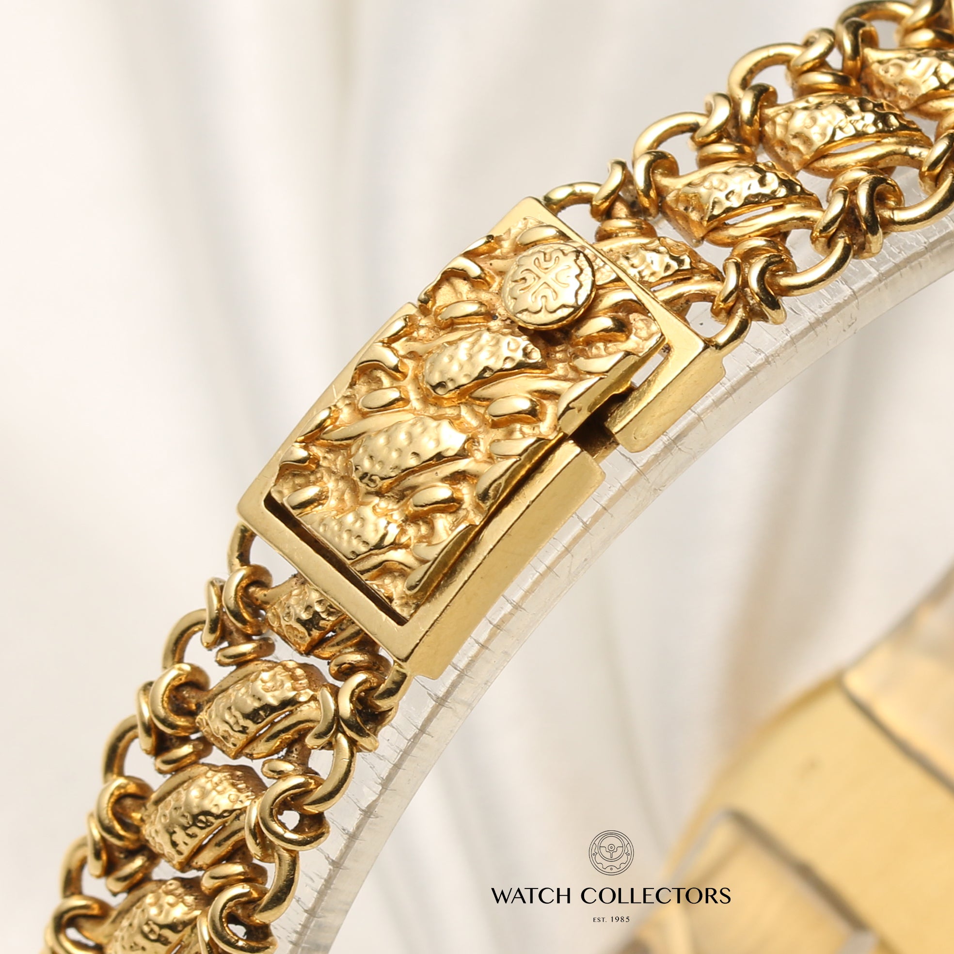 Patek Philippe Ellipse 18K Yellow Gold Diamond Dial Second Hand Watch Collectors 8