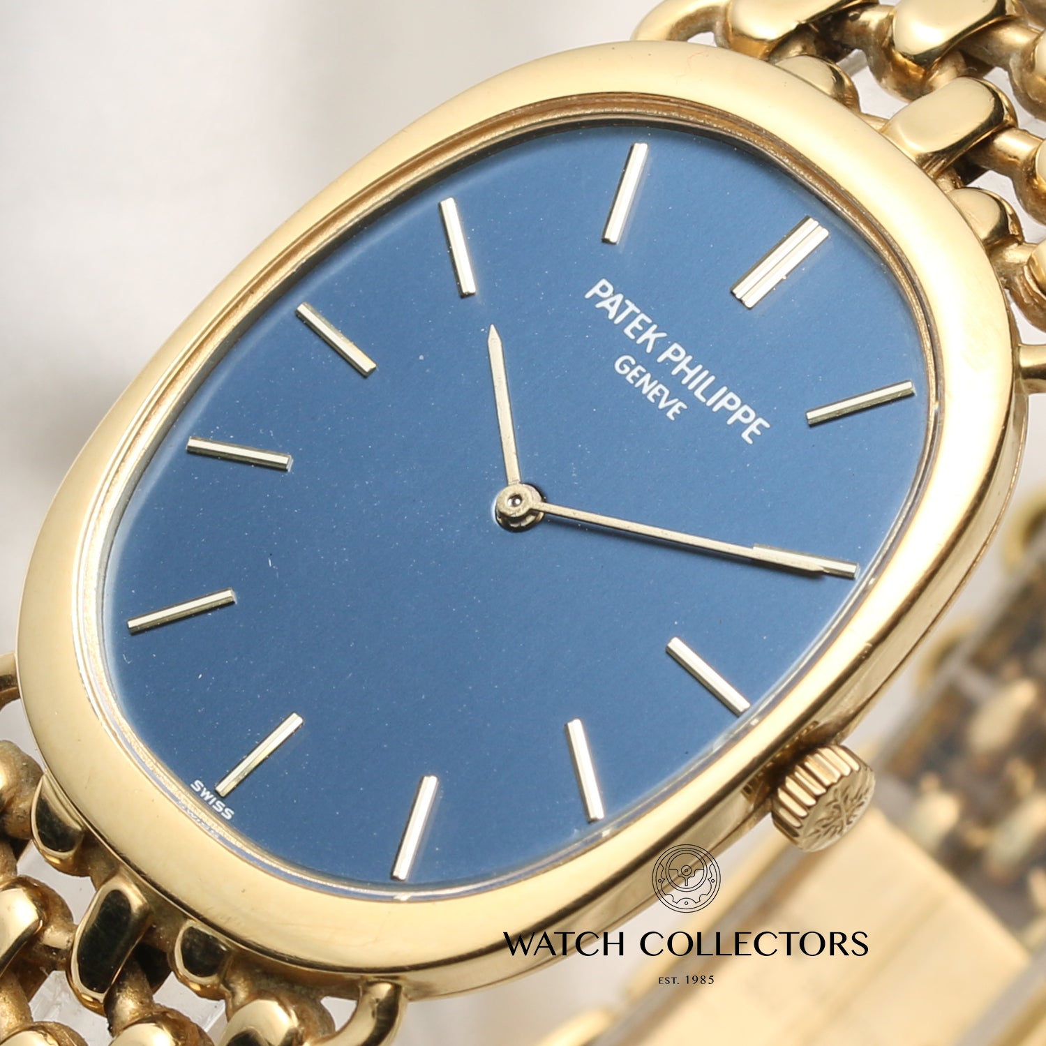 Patek Philippe Ellipse 18K Yellow Gold Second Hand Watch Collectors 4
