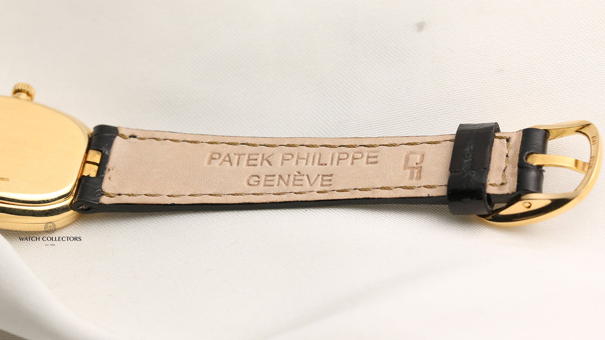 Patek Philippe Ellipse 18K Yellow Gold Second Hand Watch Collectors 7