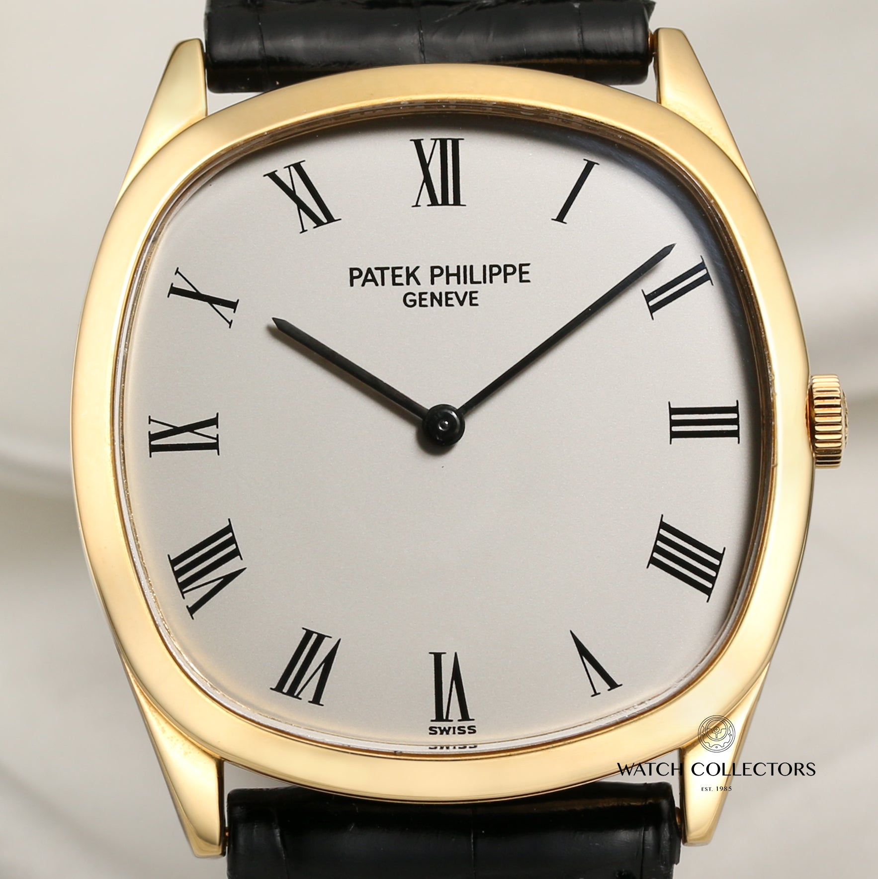 Patek Philippe Ellipse 18K Yellow Gold Second hand Watch collectors 2