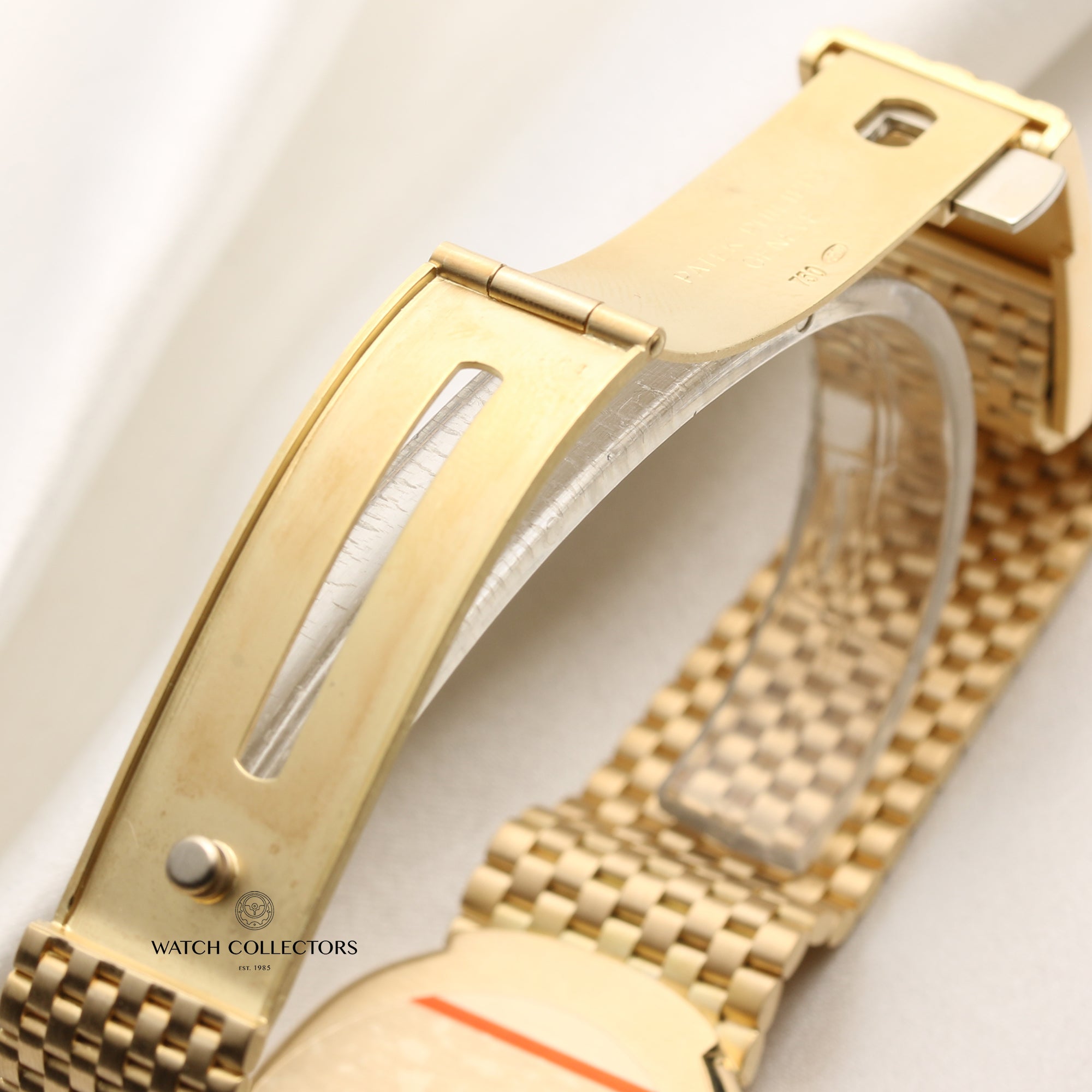 Patek Philippe Ellipse Quartz 18K Yellow Gold Second Hand Watch Collectors 7