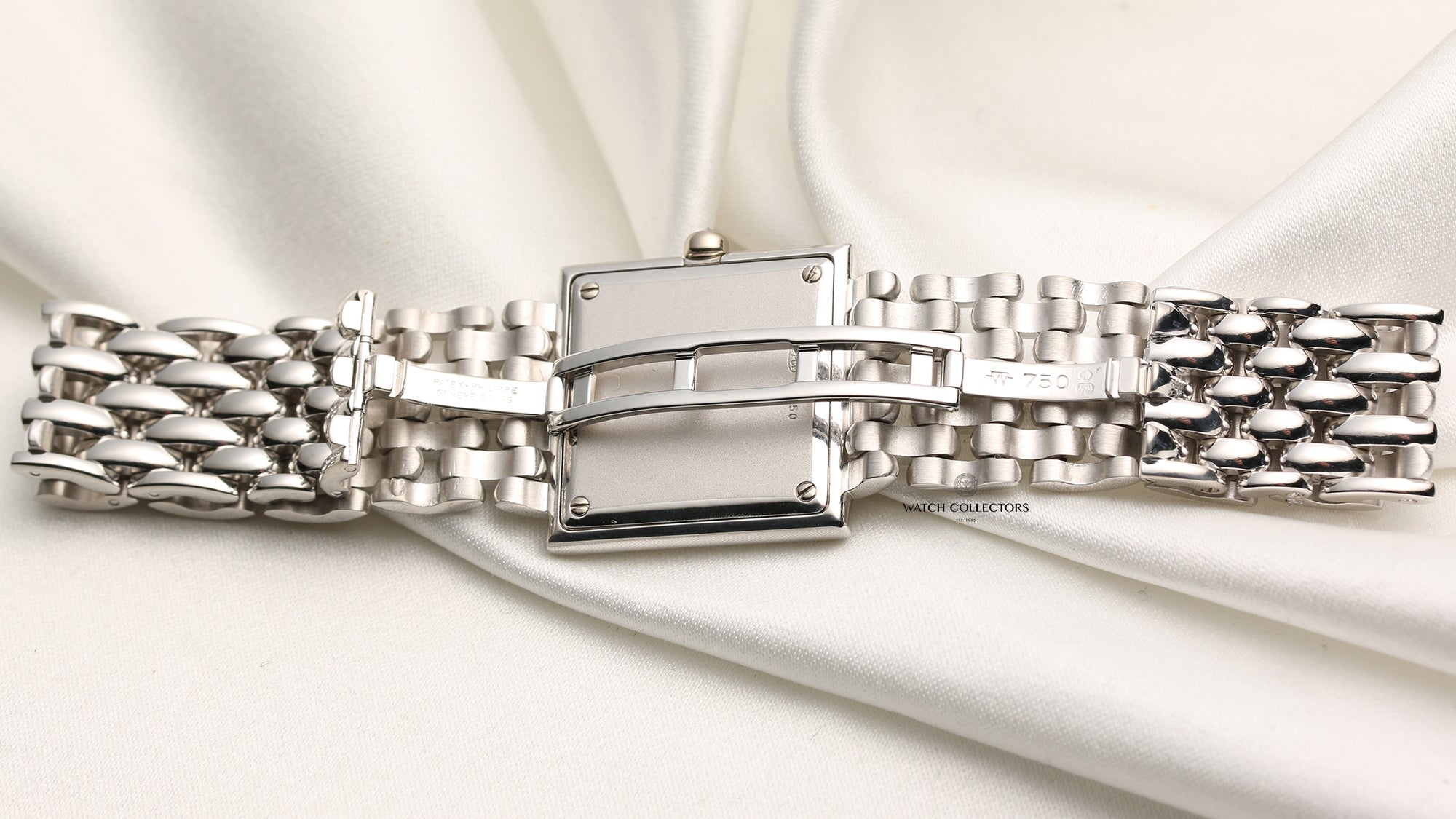 Patek Philippe Gondolo MOP Diamonds 18K White Gold Second Hand Watch Collectors 8