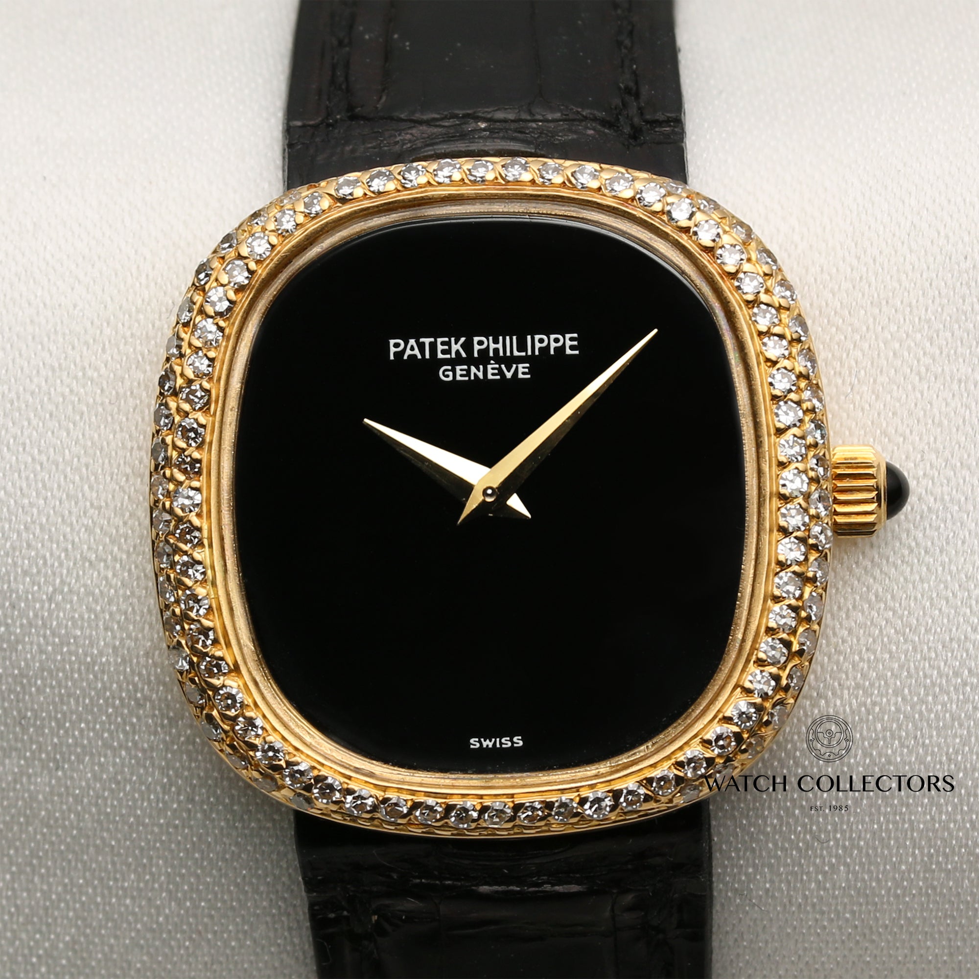 Patek Philippe Lady 18K Yellow Gold Diamond Bezel Onyx Second Hand Watch Collectors 2