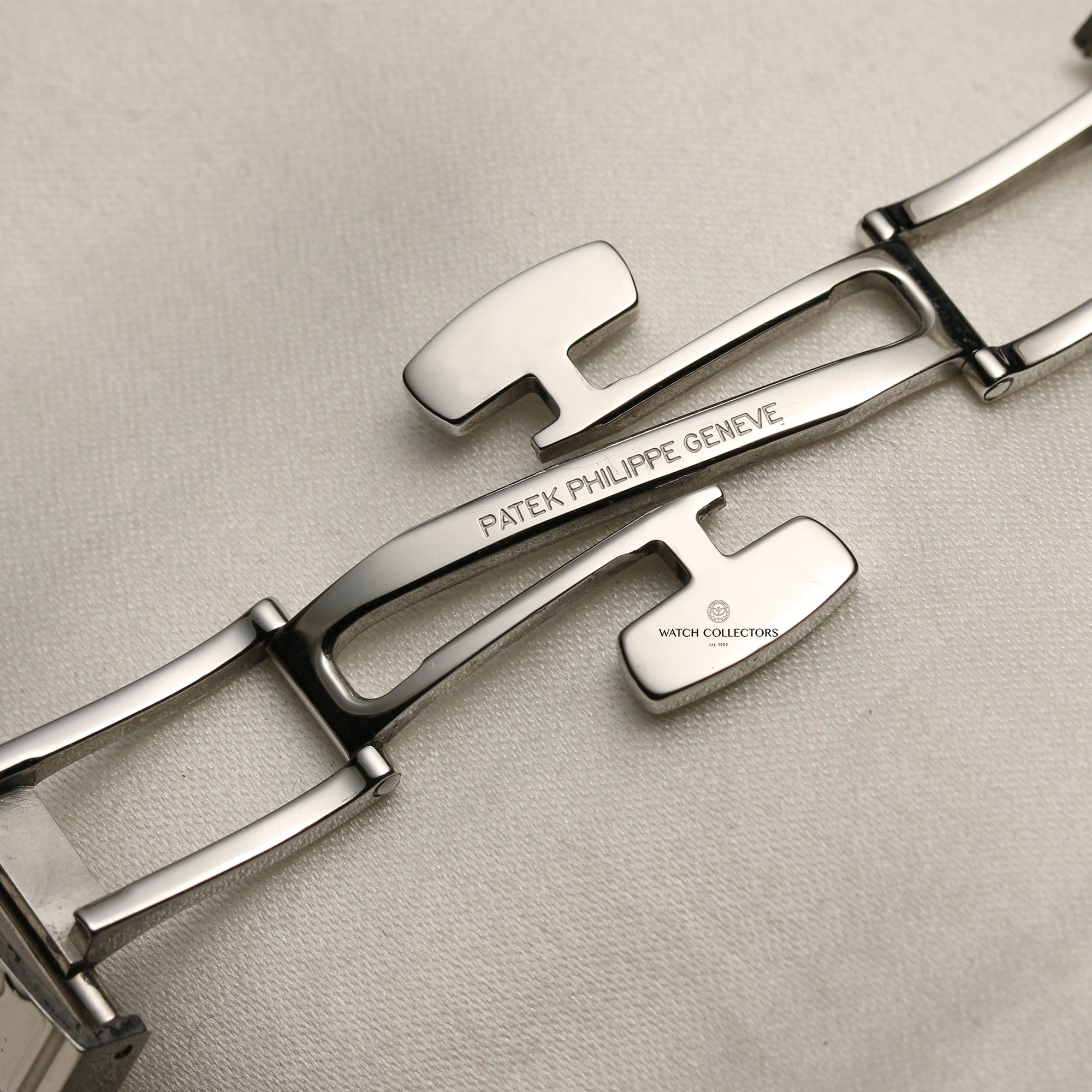 Patek Philippe Lady Aquanaut Diamond Bezel Second Hand Watch Collectors 6