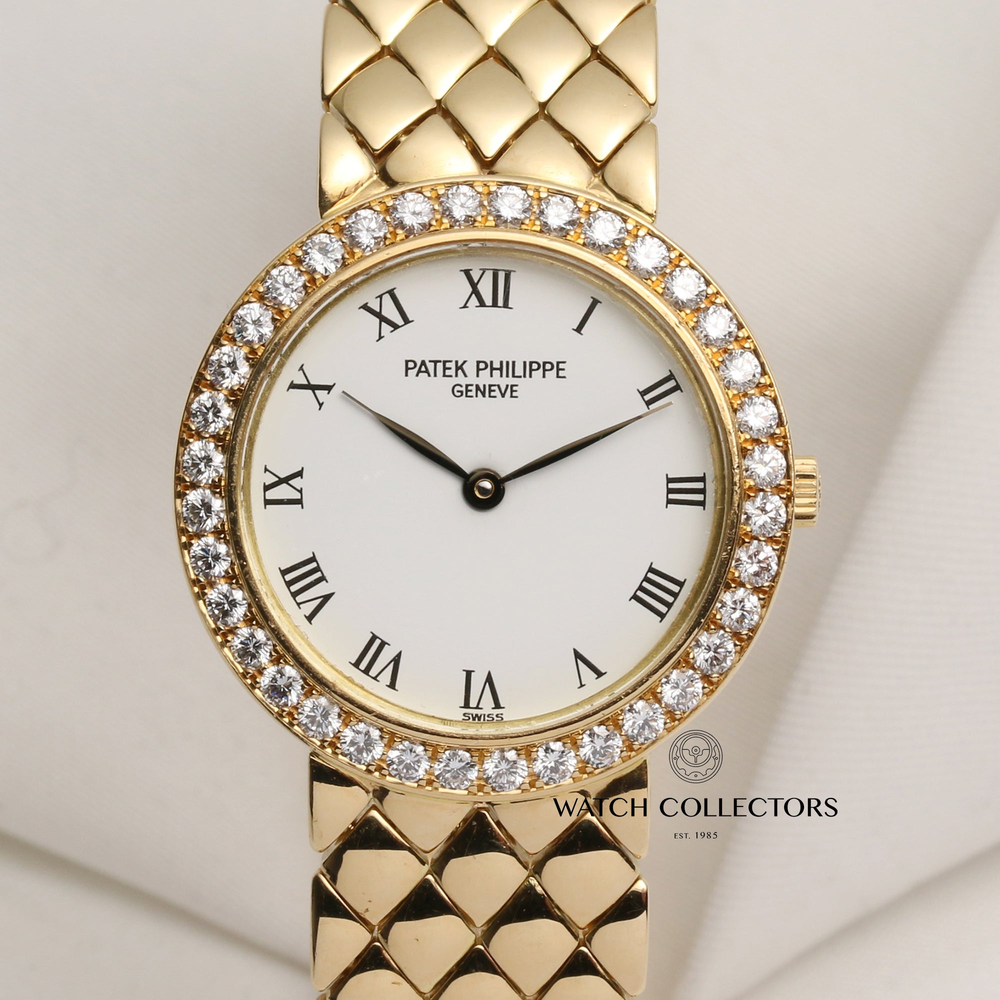 Patek-Philippe-Lady-Calatrava-18K-Yellow-Gold-Second-Hand-Watch-Collectors-2