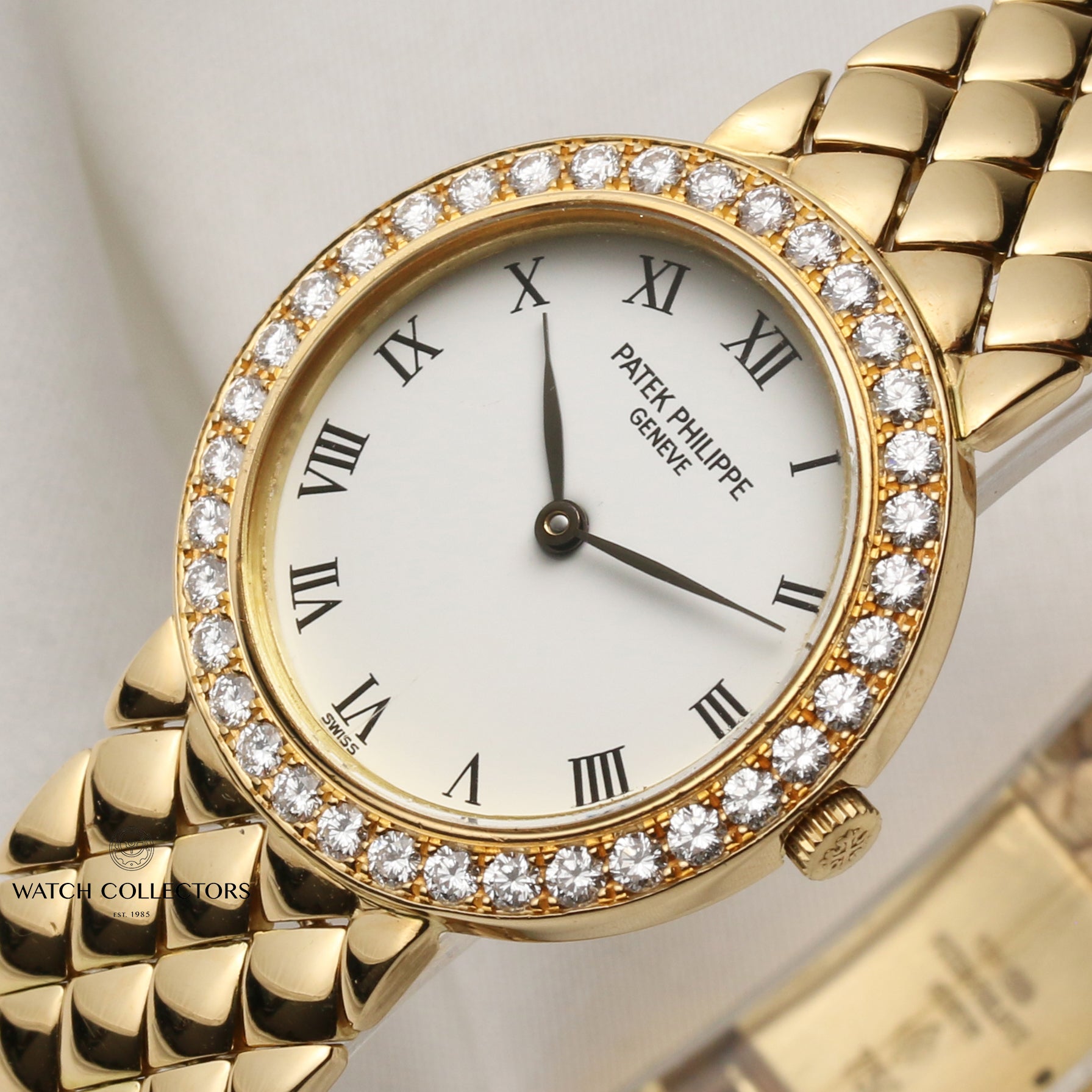 Patek-Philippe-Lady-Calatrava-18K-Yellow-Gold-Second-Hand-Watch-Collectors-4