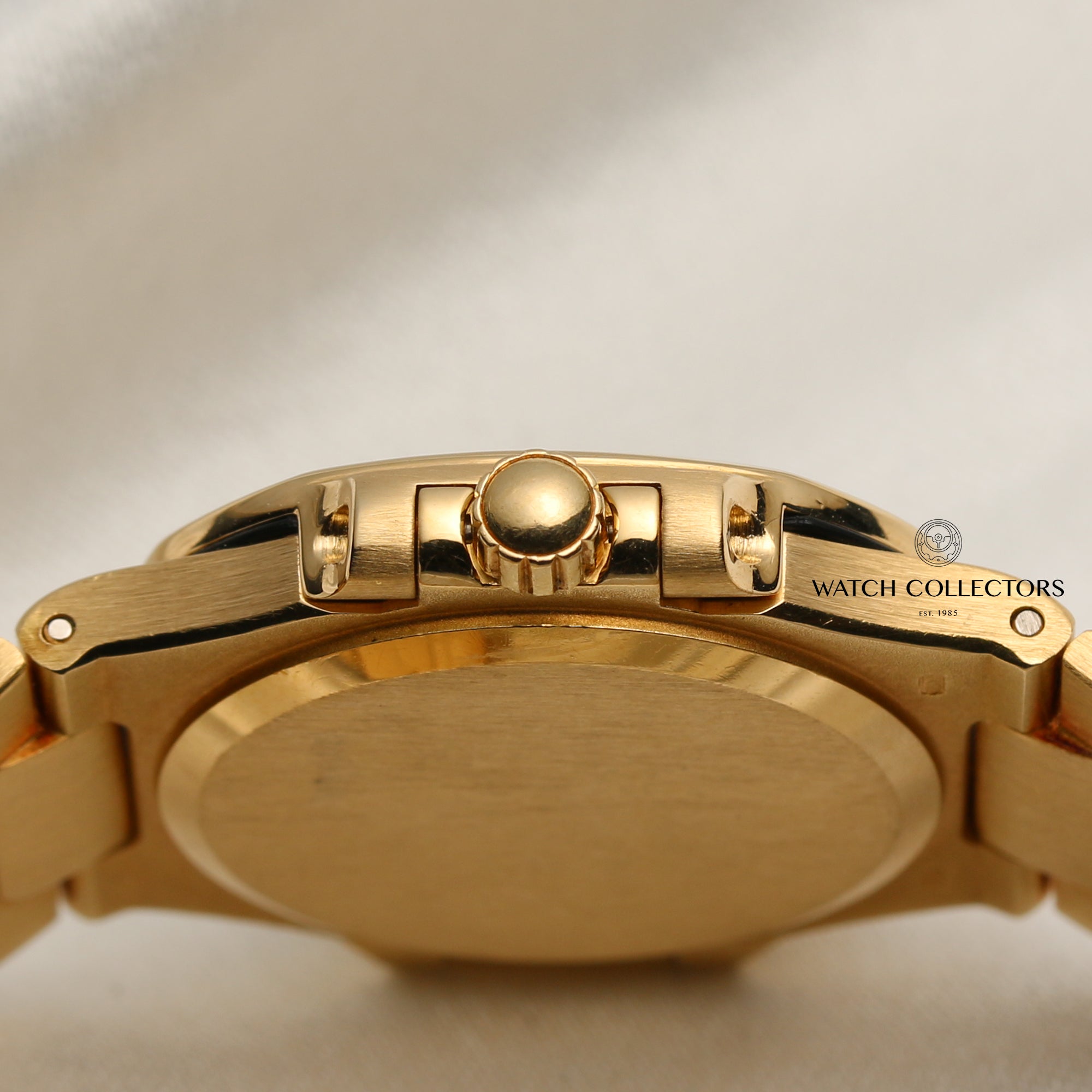 Patek Philippe Lady Nautilus 18K Yellow Gold Diamond Dial & Bezel Second Hand Watch Collectors 6