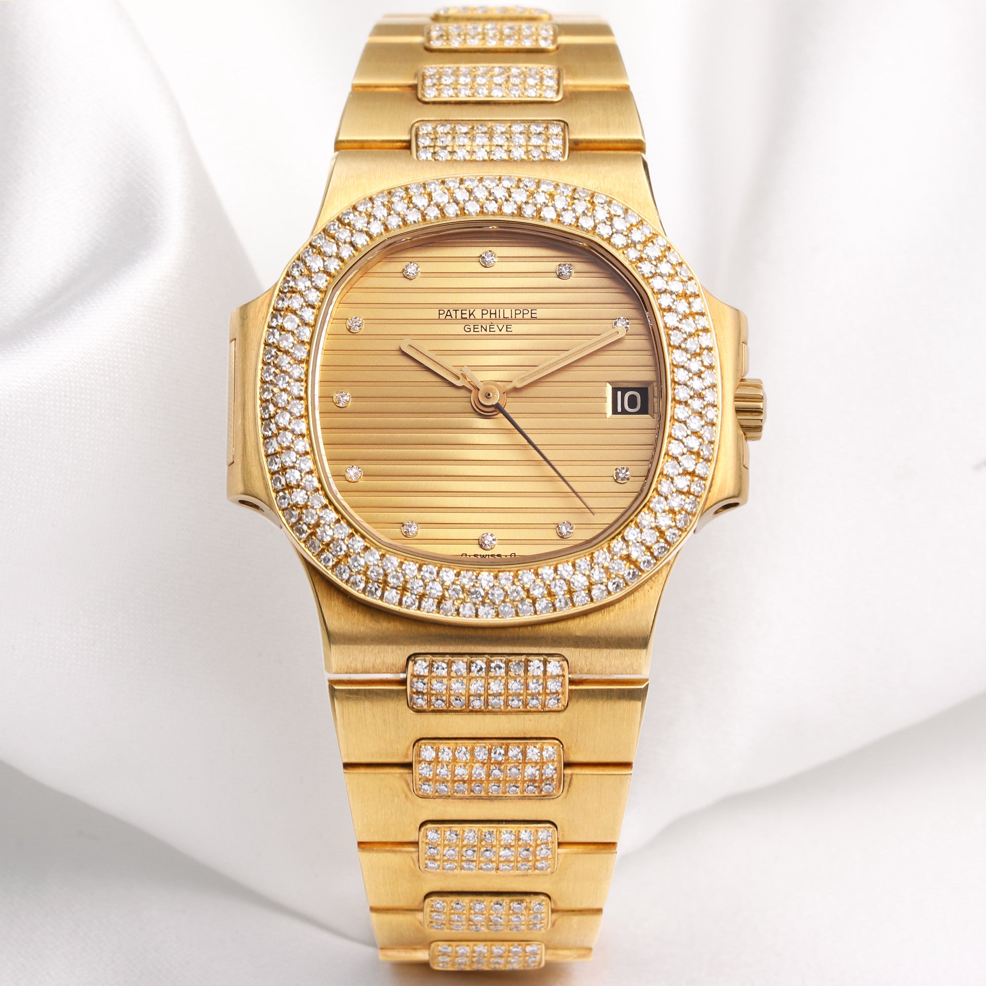 Patek Philippe Nautilus 3800 005 Diamond 18K Yellow Gold Second Hand Watch Collectors 1