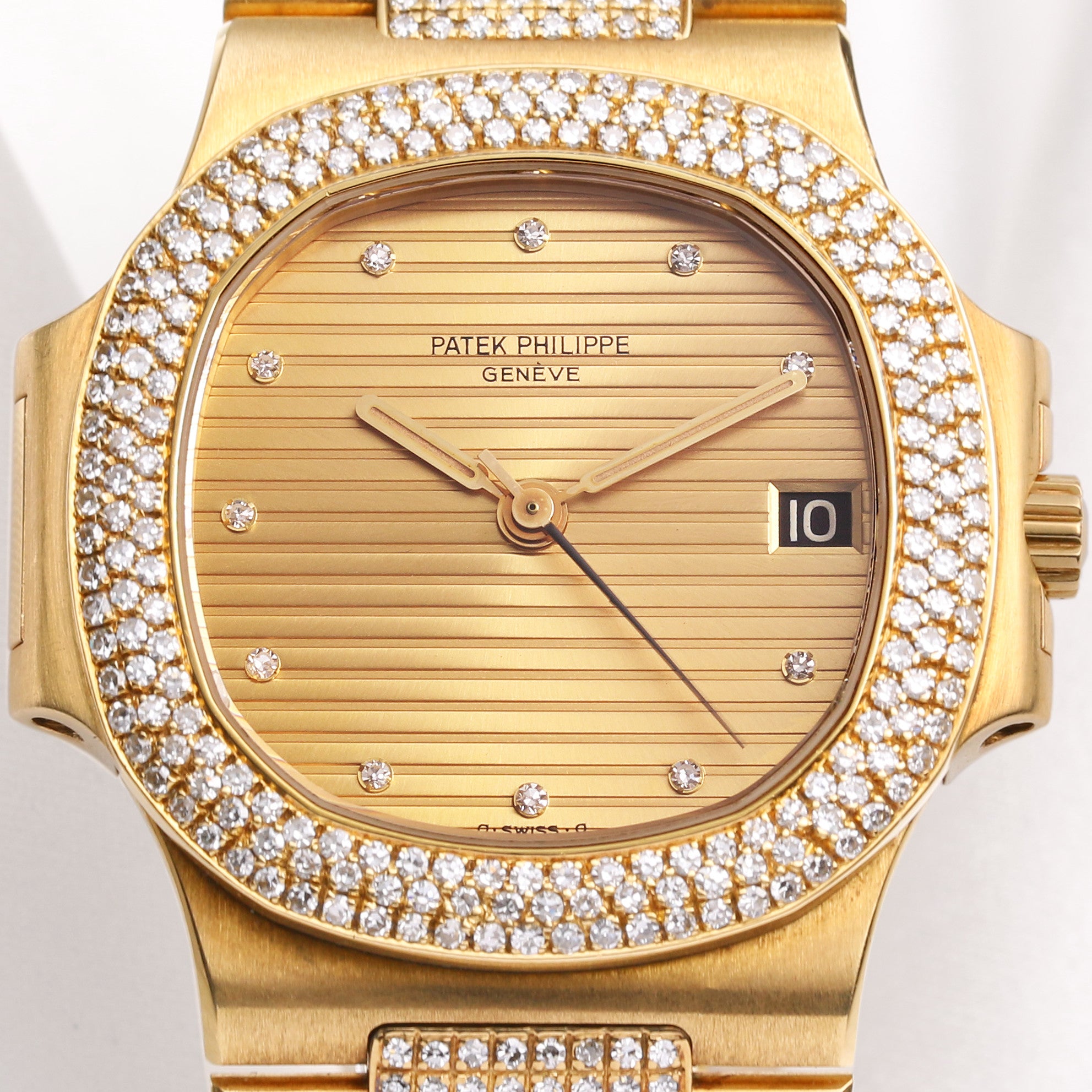 Patek Philippe Nautilus 3800 005 Diamond 18K Yellow Gold Second Hand Watch Collectors 2