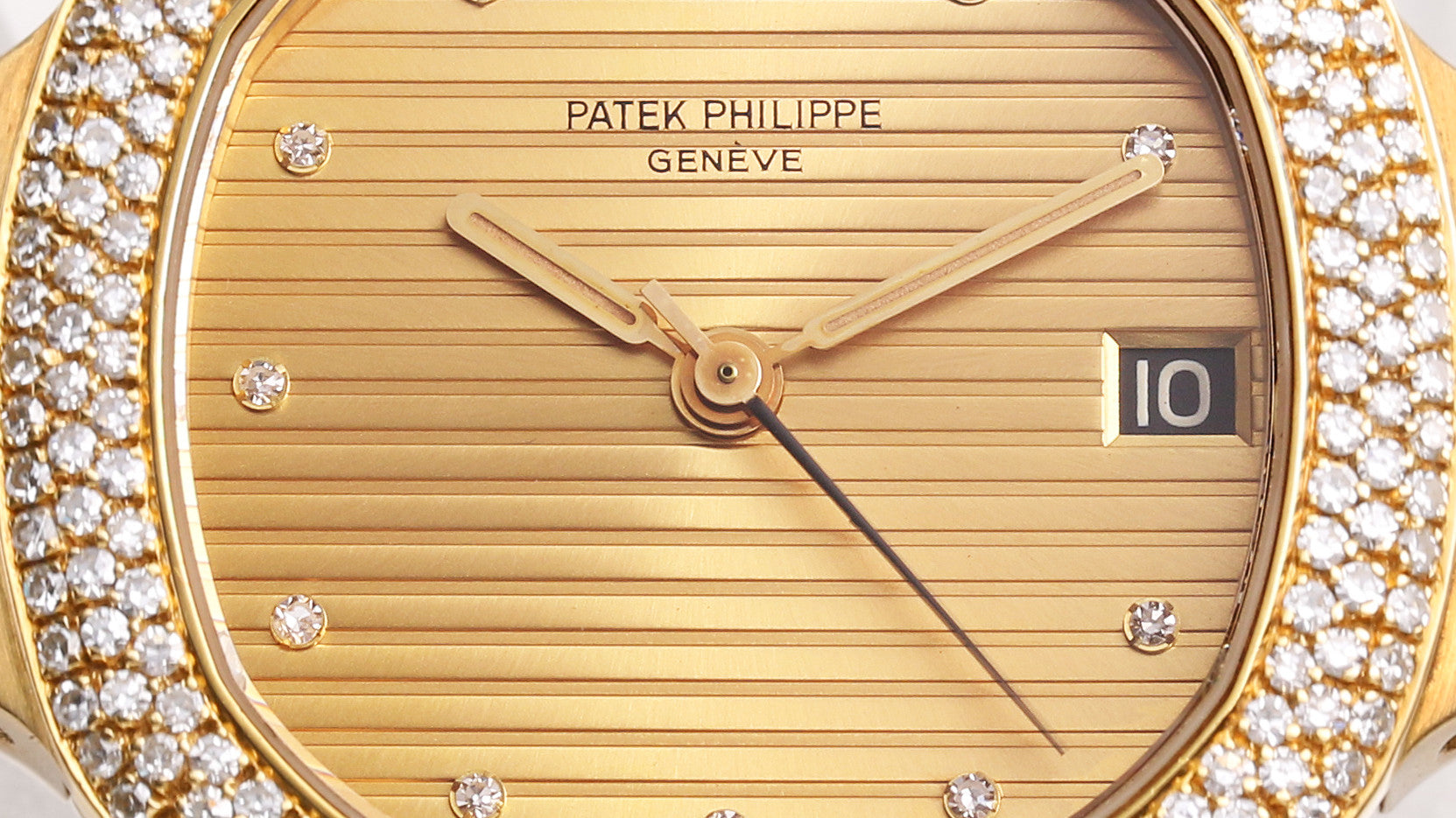 Patek Philippe Nautilus 3800 005 Diamond 18K Yellow Gold Second Hand Watch Collectors 3-1