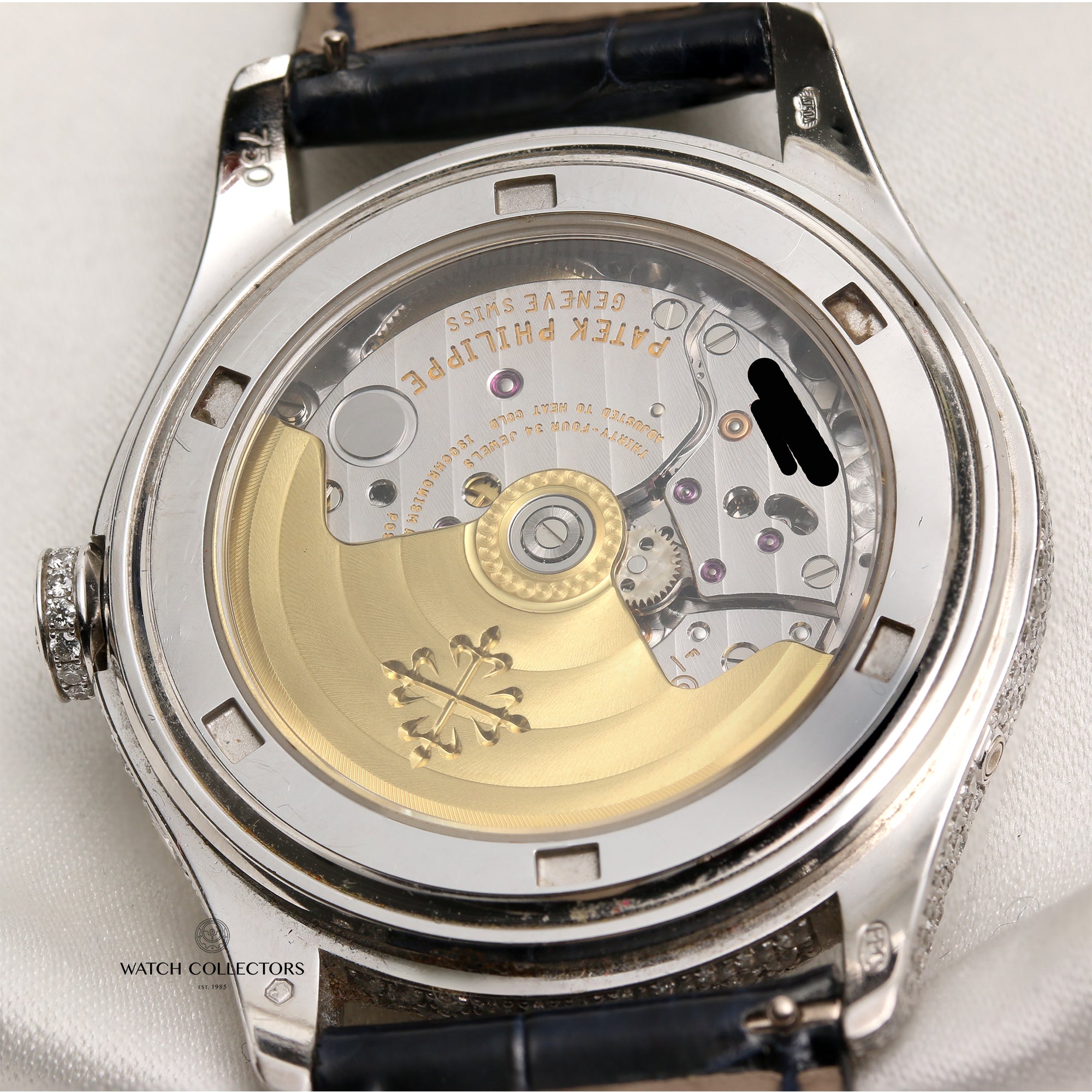 Patek Philippe Nautilus 4937G-001 18K Rose & White Gold Second Hand Watch Collectors 7