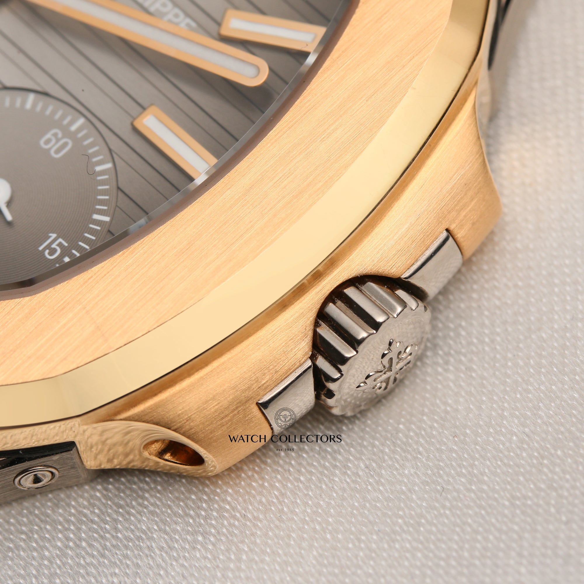 Patek Philippe Nautilus 5712GR-001 18K Rose & White Gold Second Hand Watch Collectors 5