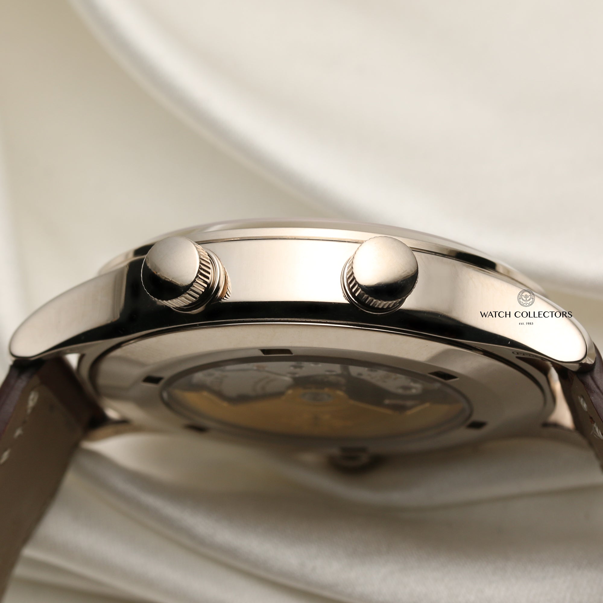 Patek Philippe Pilot Travel Time 5524G-001 18K White Gold Second Hand Watch Collectors 5