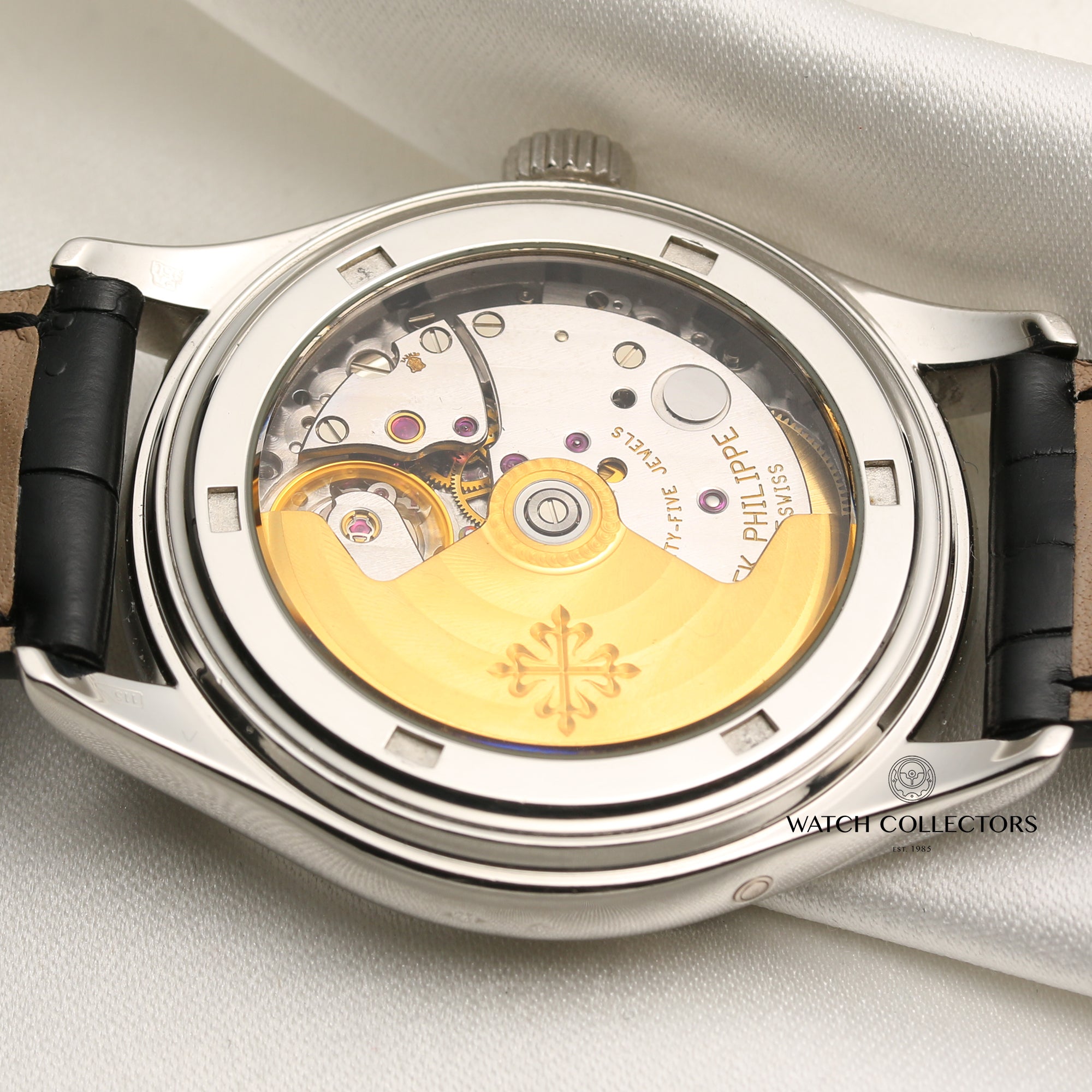 Patek Philippe Platinum Anaul Calendar Second Hand Watch Collectors 8