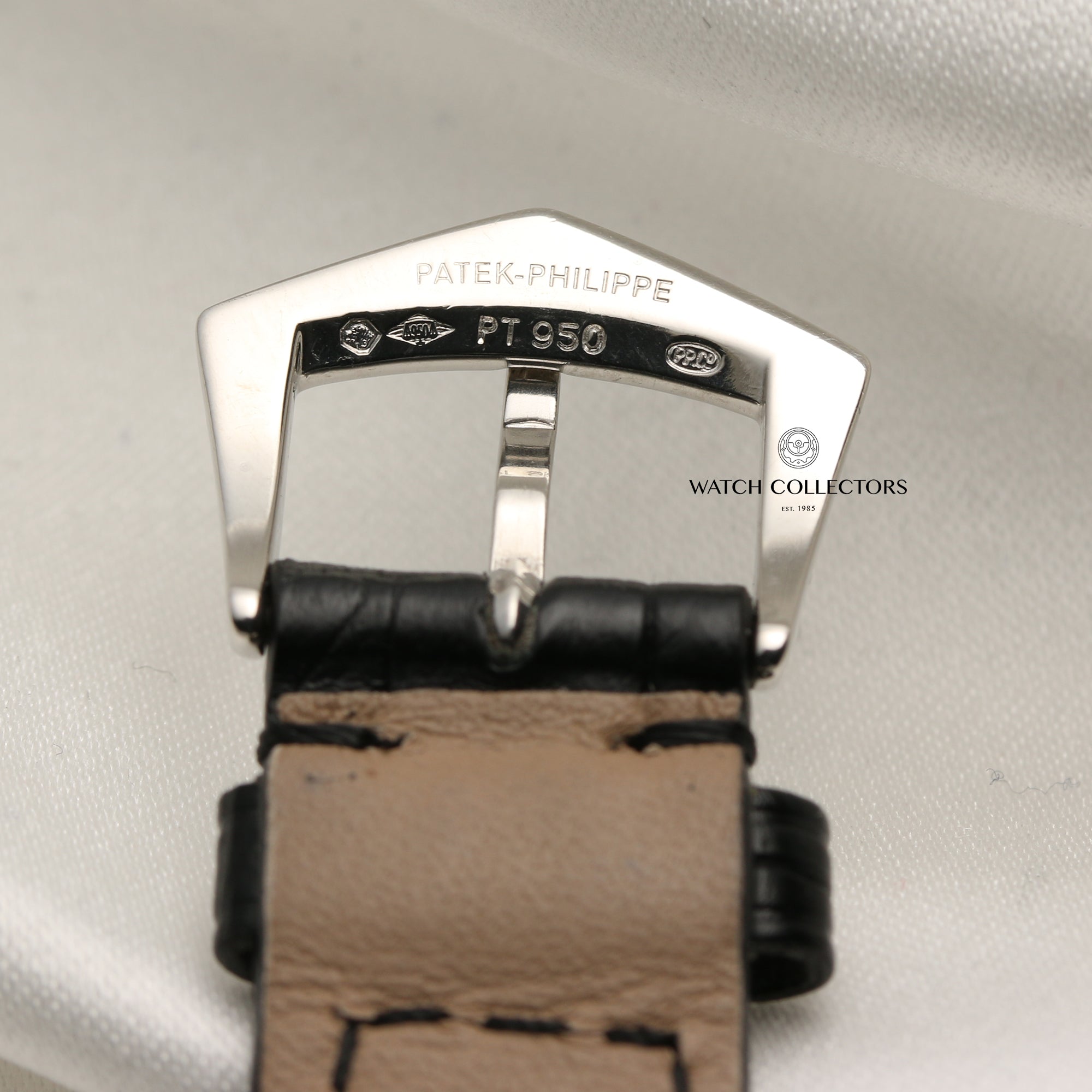 Patek Philippe Platinum Anaul Calendar Second Hand Watch Collectors 9