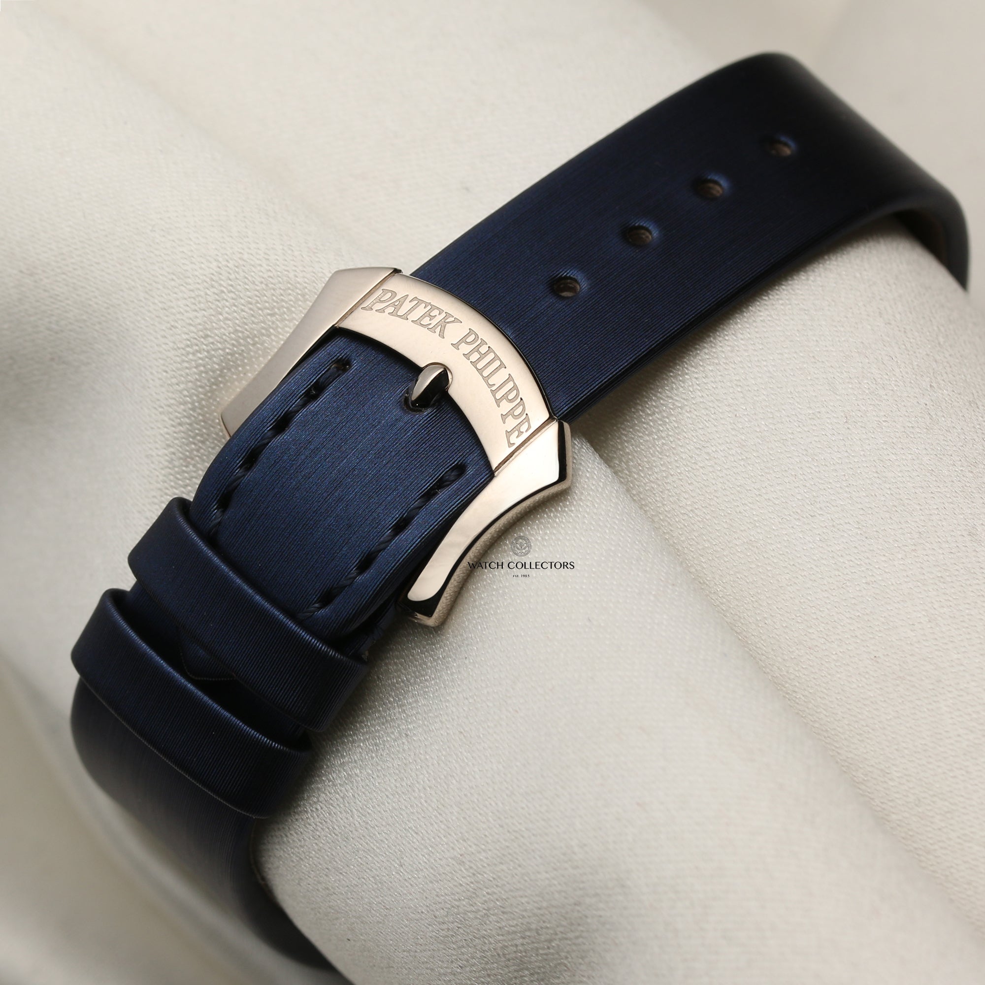 Patek Philippe Serata 18K White Gold Diamond Case Second Hand Watch Collectors 8