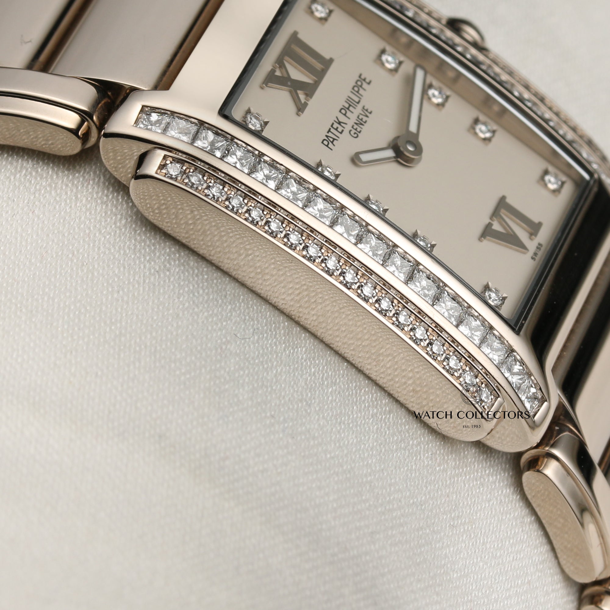 Patek Philippe Twenty 4 18K White Gold Diamond Second Hand Watch Collectors 6