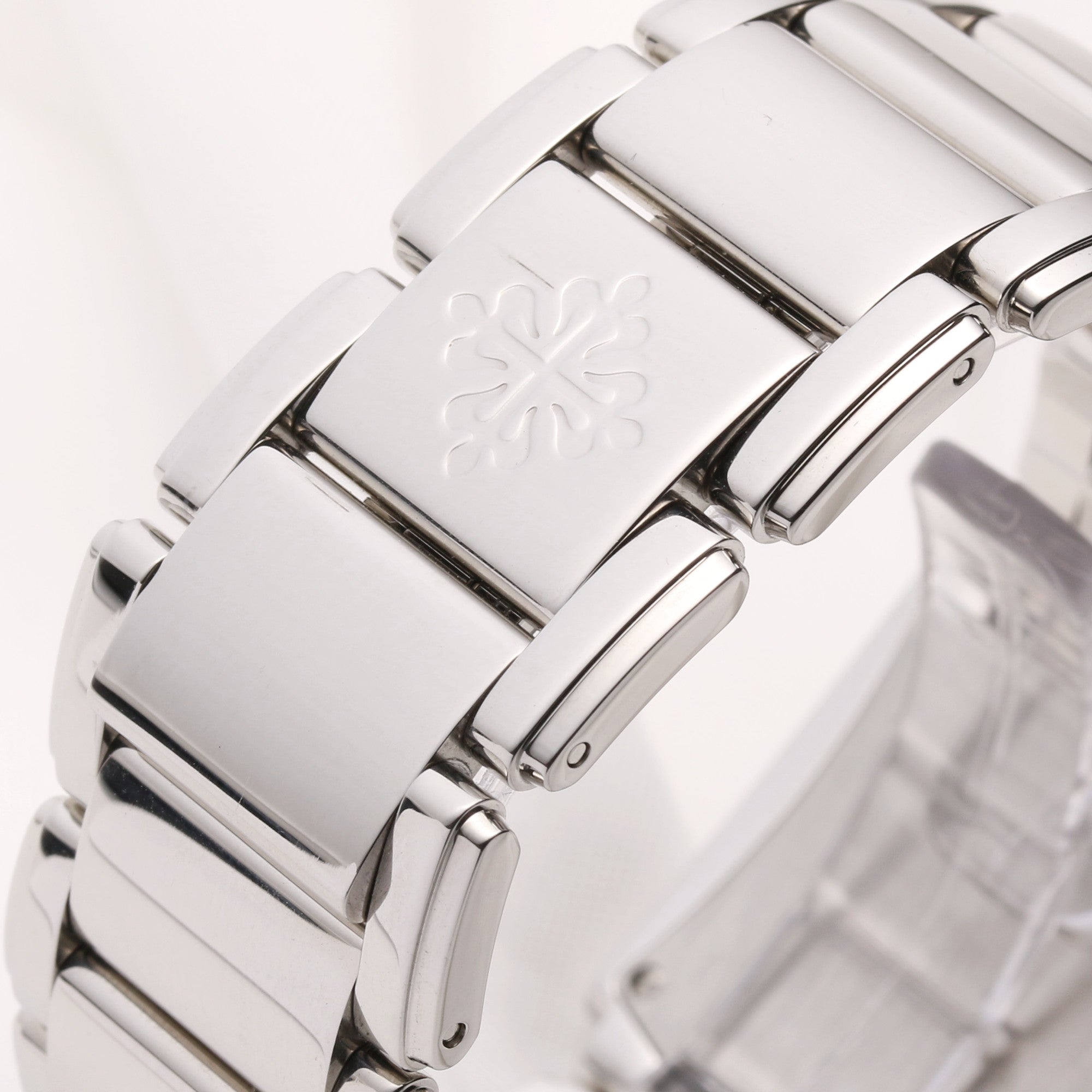 Patek Philippe Twenty-4 4910 10 Diamond Dial & Bezel Second Hand Watch Collectors 6