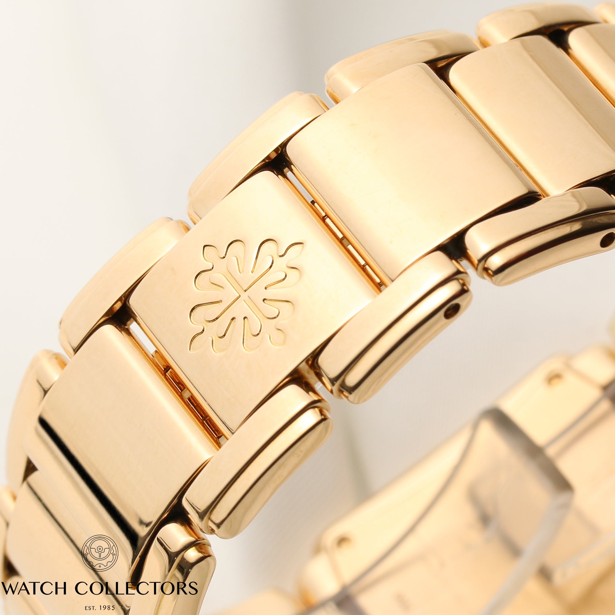 Patek Philippe Twenty-4 4910 11R-010 Diamond 18K Rose Gold Second Hand Watch Collectors 8