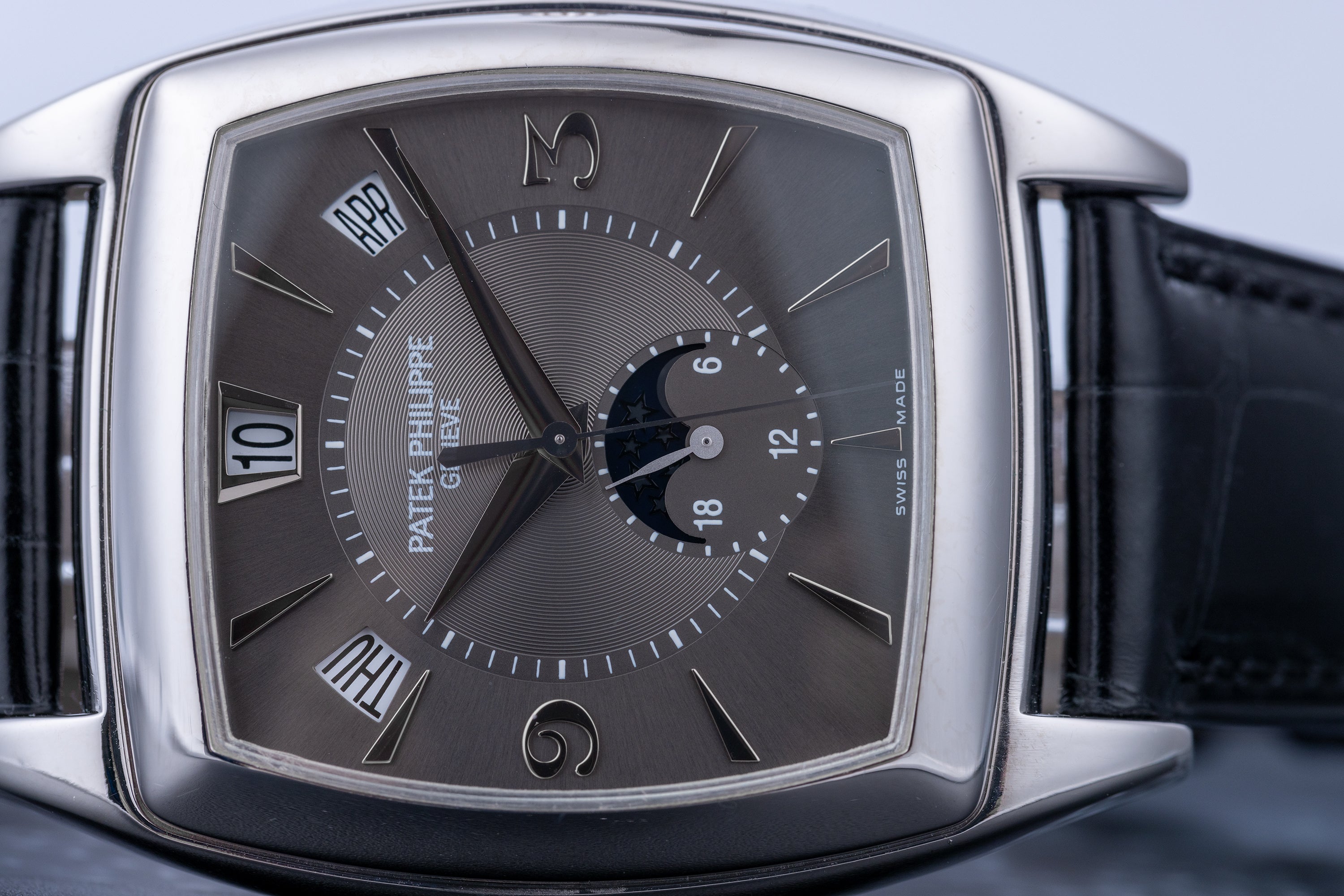 Patek Philippe Gondolo Annual Calendar | REF. 5135G | 18k White Gold | 2006 | Extract From Archives