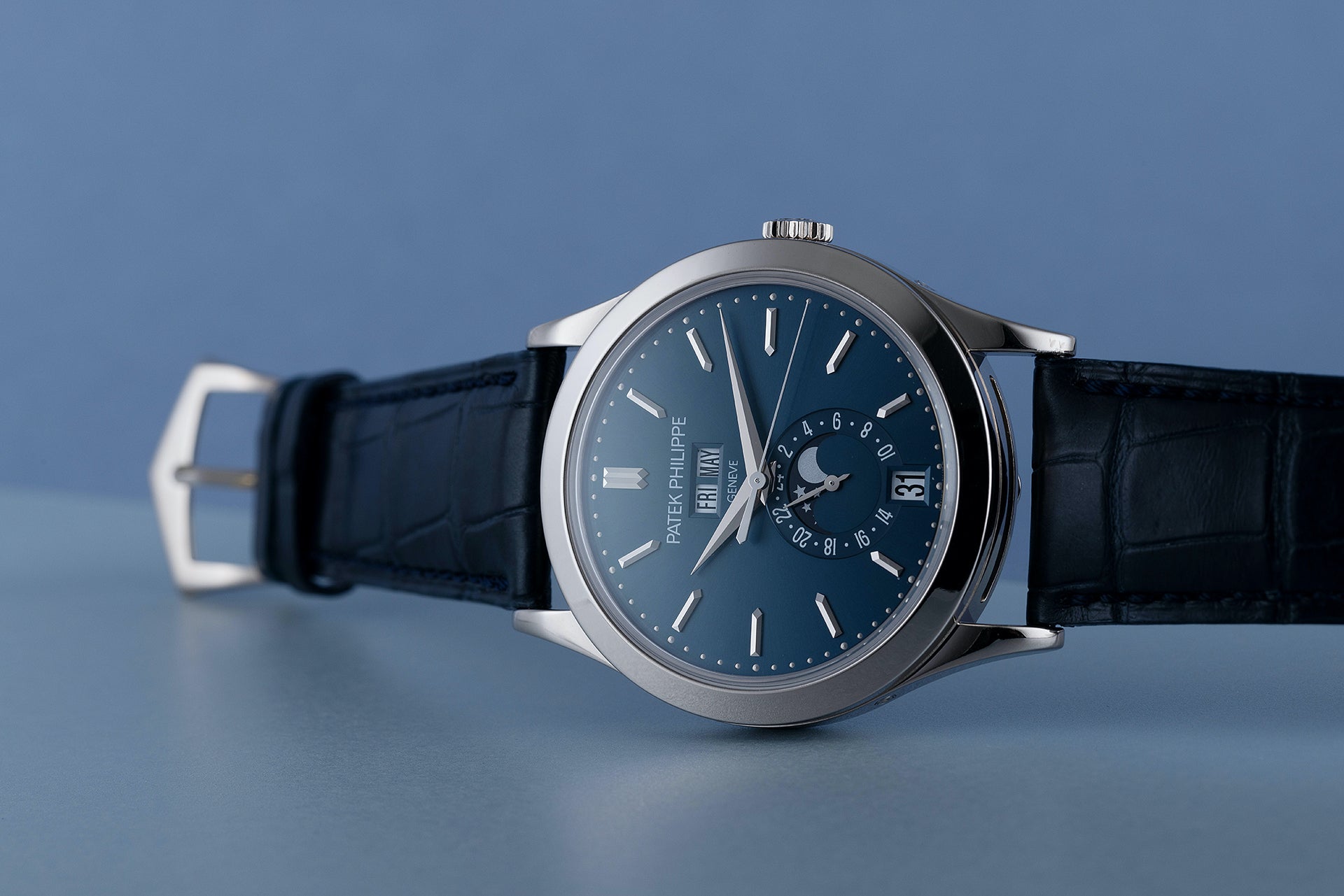 Patek_Anual_02