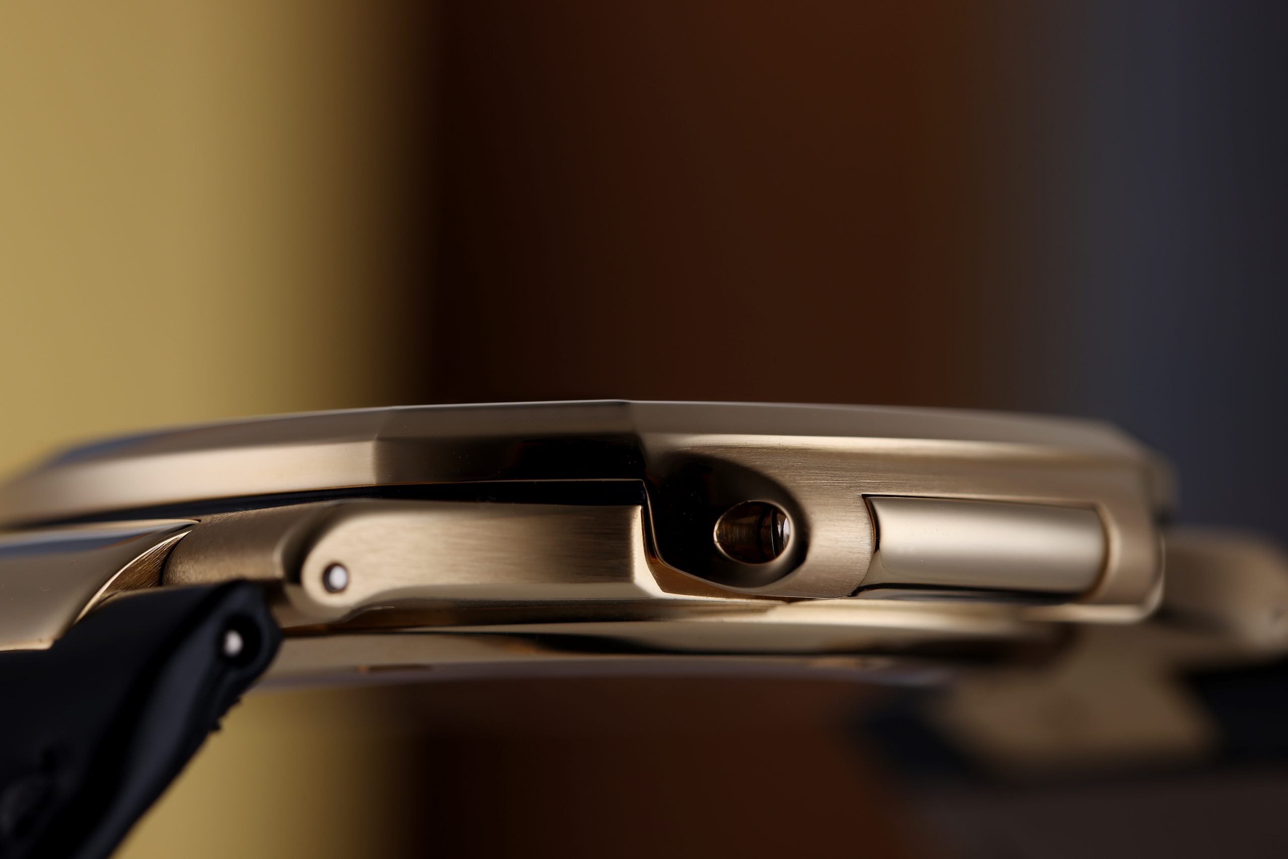 Patek_Aquanaut_Gold_07