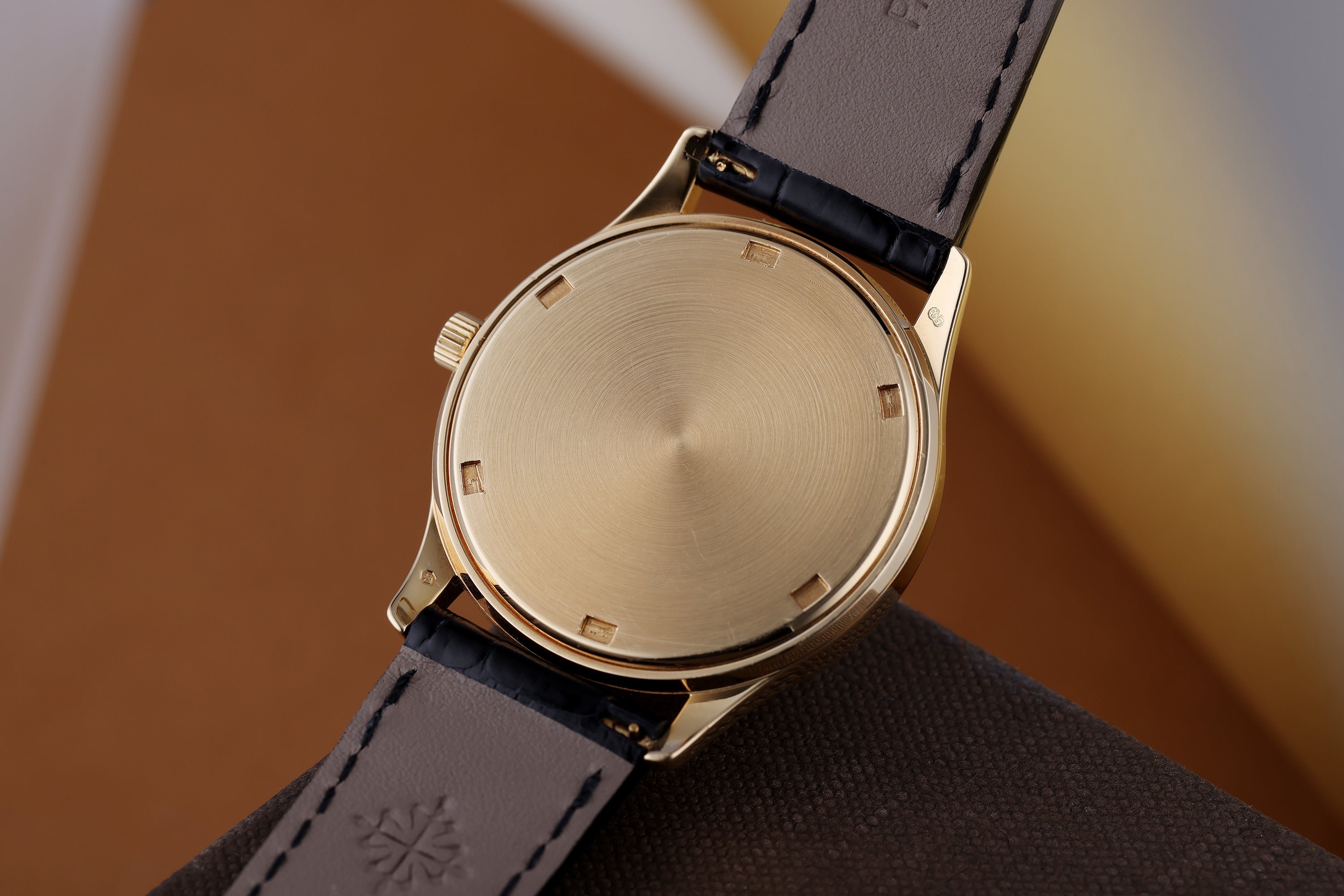 Patek Philippe Calatrava | REF. 3998J | 18k Yellow Gold | Silvered Dial