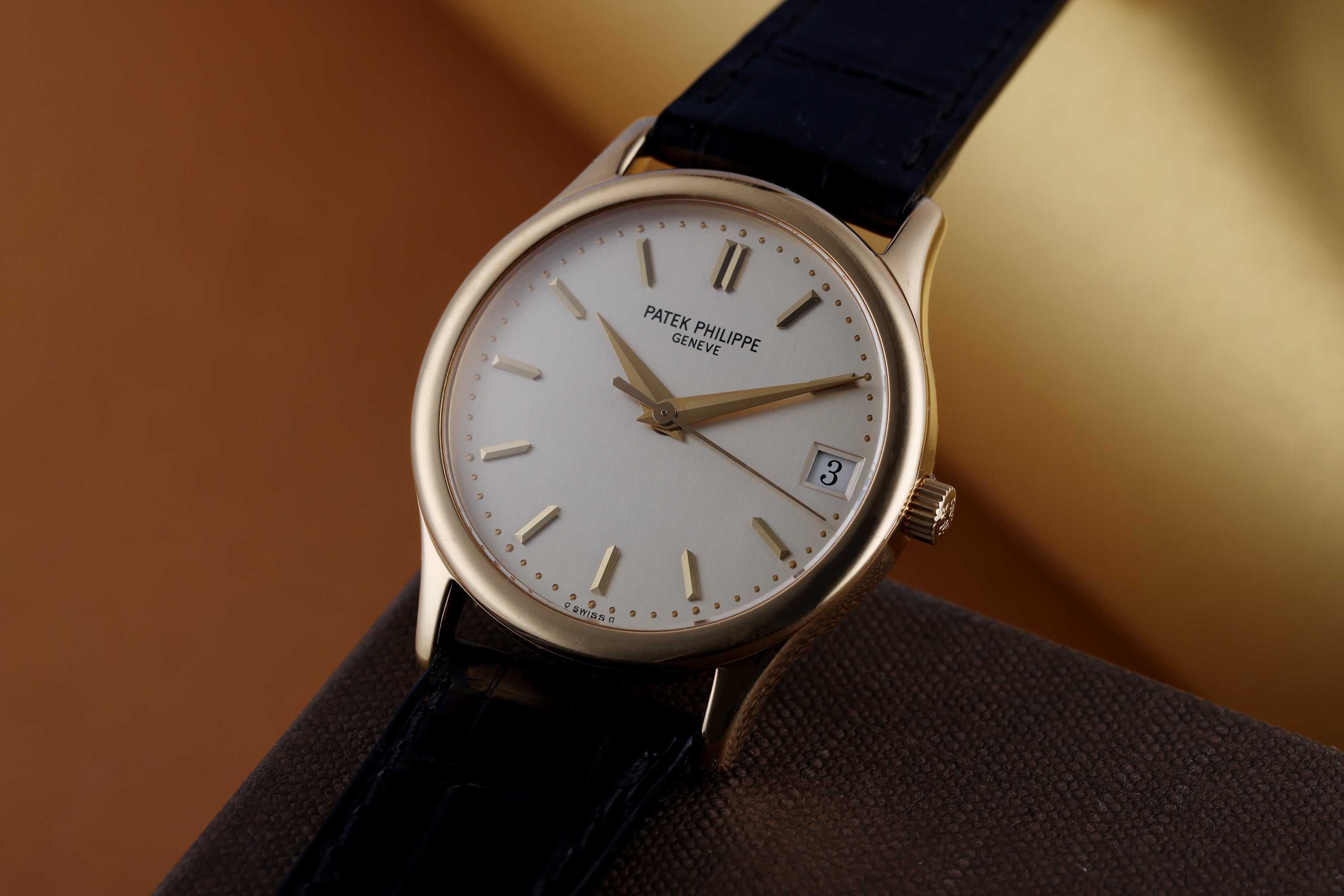 Patek Philippe Calatrava | REF. 3998J | 18k Yellow Gold | Silvered Dial