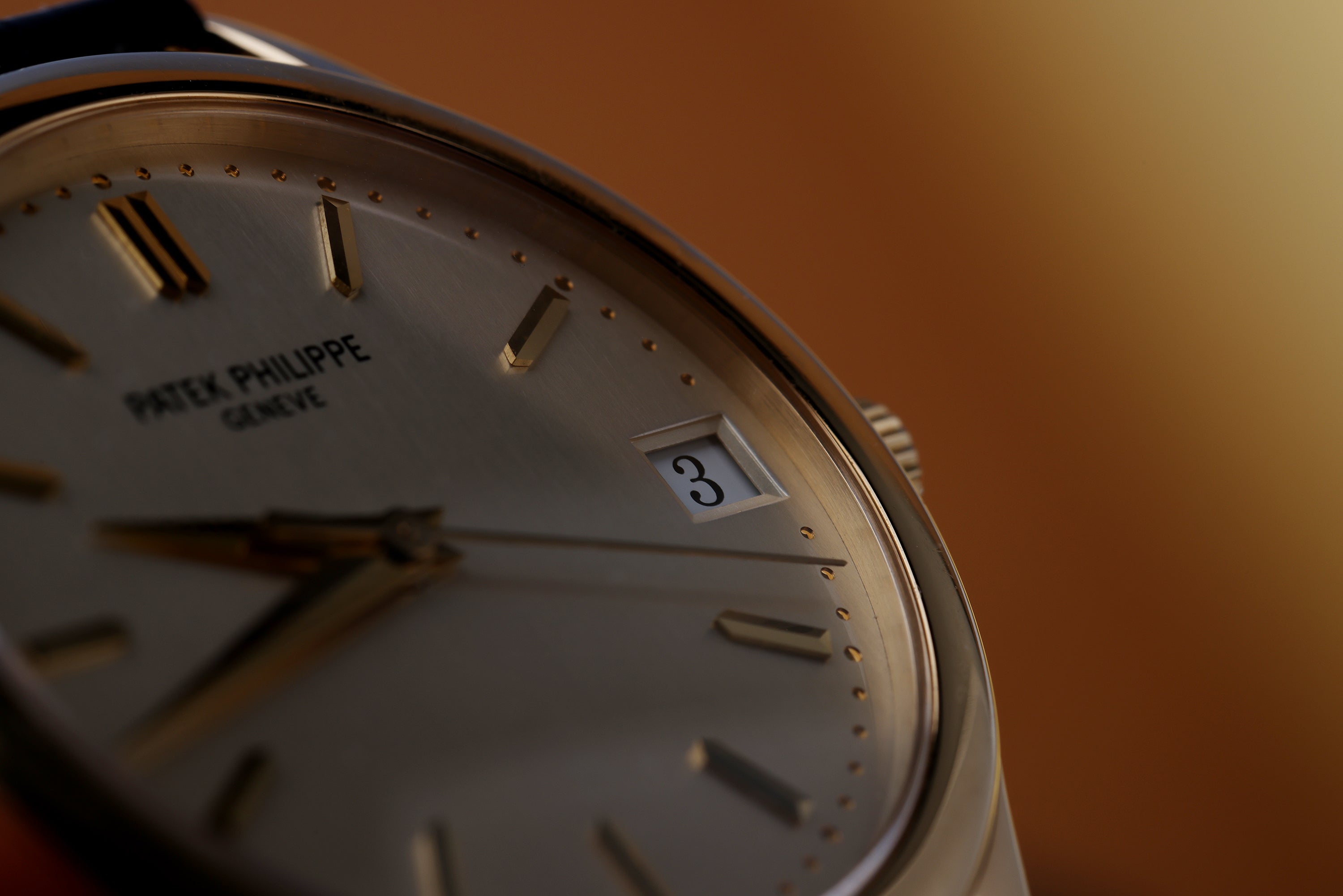 Patek Philippe Calatrava | REF. 3998J | 18k Yellow Gold | Silvered Dial